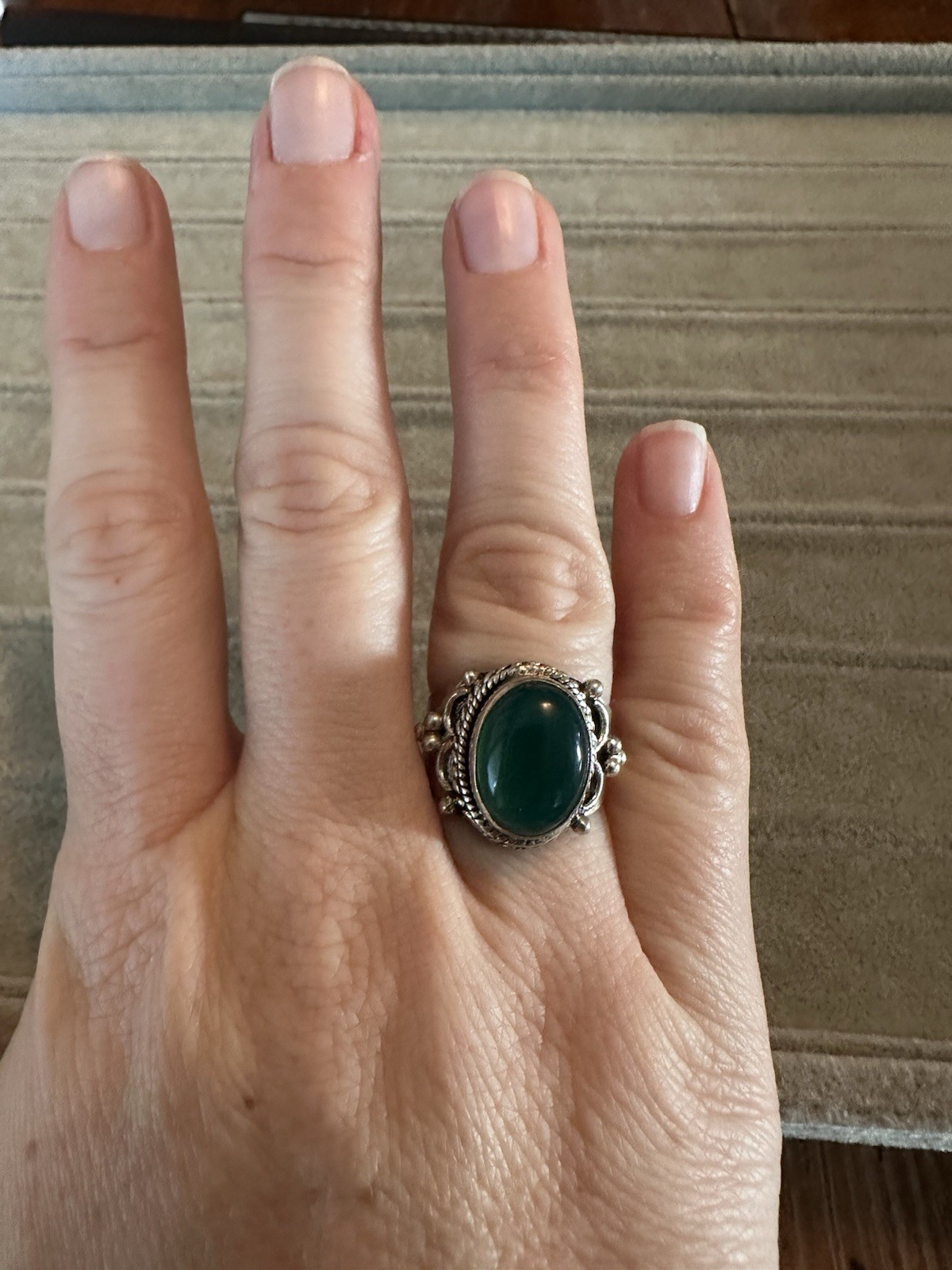 Vtg 925 Sterling silver Tibetan green bloodstone ring Sz 7.75