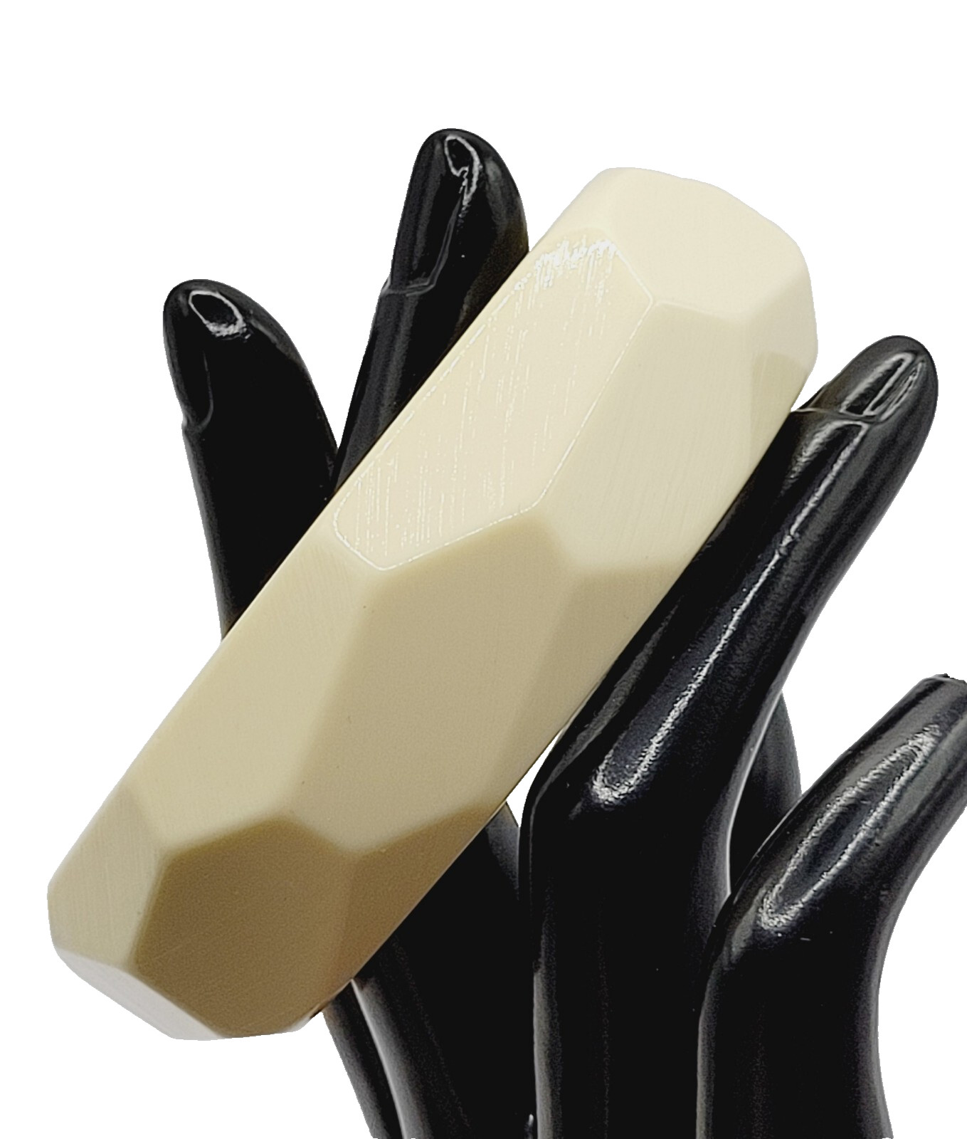 Vanilla Cream Off White Odd Angle Facet Acrylic Chunky 1980s Bangle Bracelet