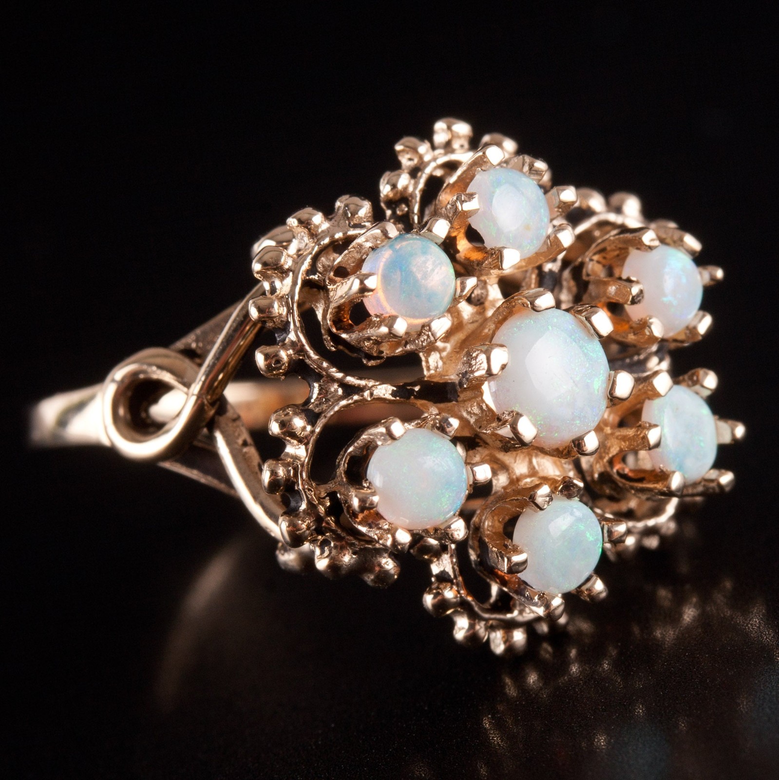 Vintage 1960’s 14k Yellow Gold Round Cabochon Opal Floral Ring .54ctw 3.75g