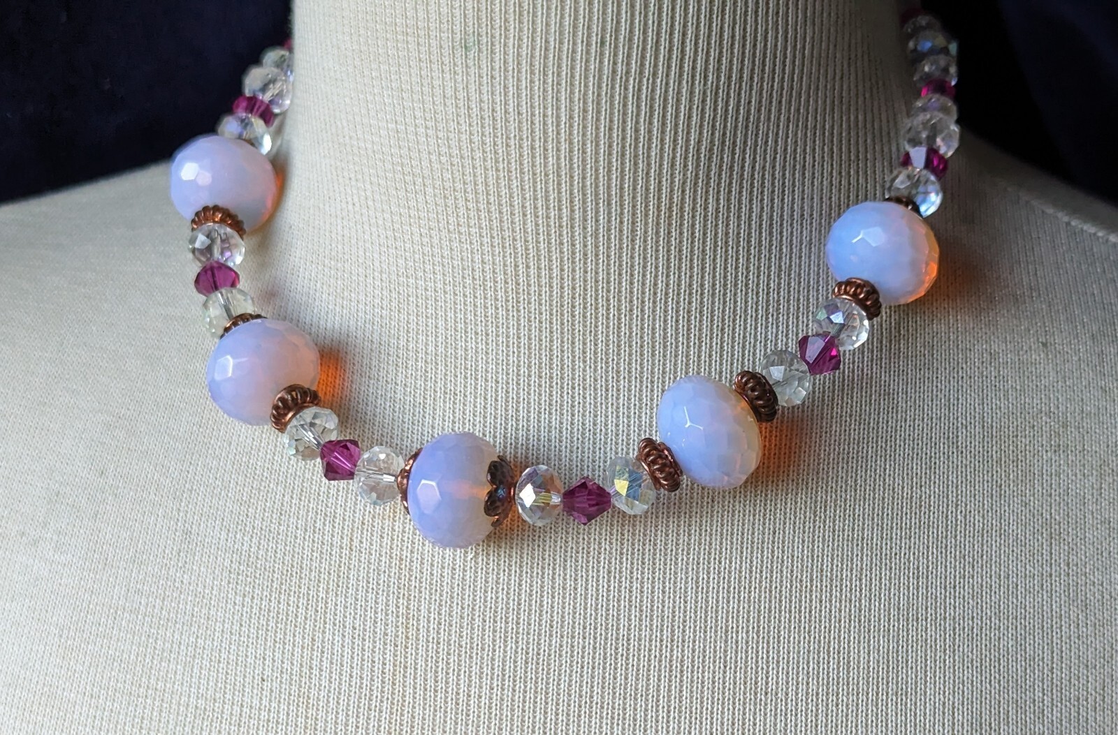 Stunning Artisan AURORA BOREALIS Glowing Milky PINK Bead 18″ NECKLACE