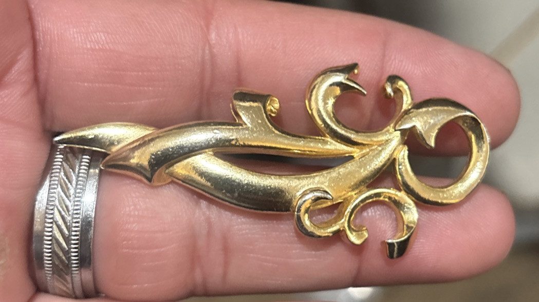Vintage Gold Tone Made In England Pin Brooch Numbered