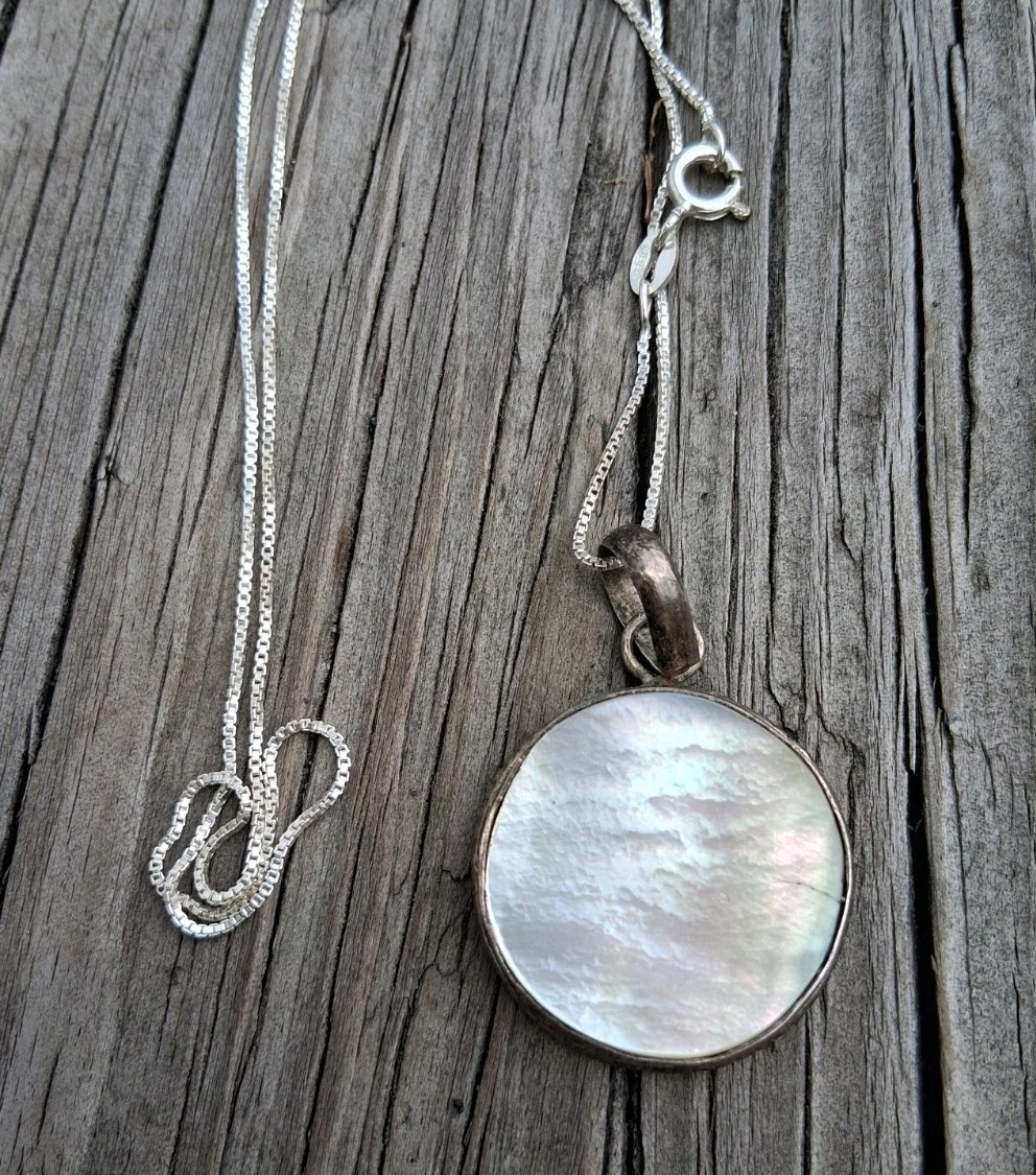 Vtg Mother Of Pearl Pendant & Necklace Double Side 925 18″ Chain For Repair