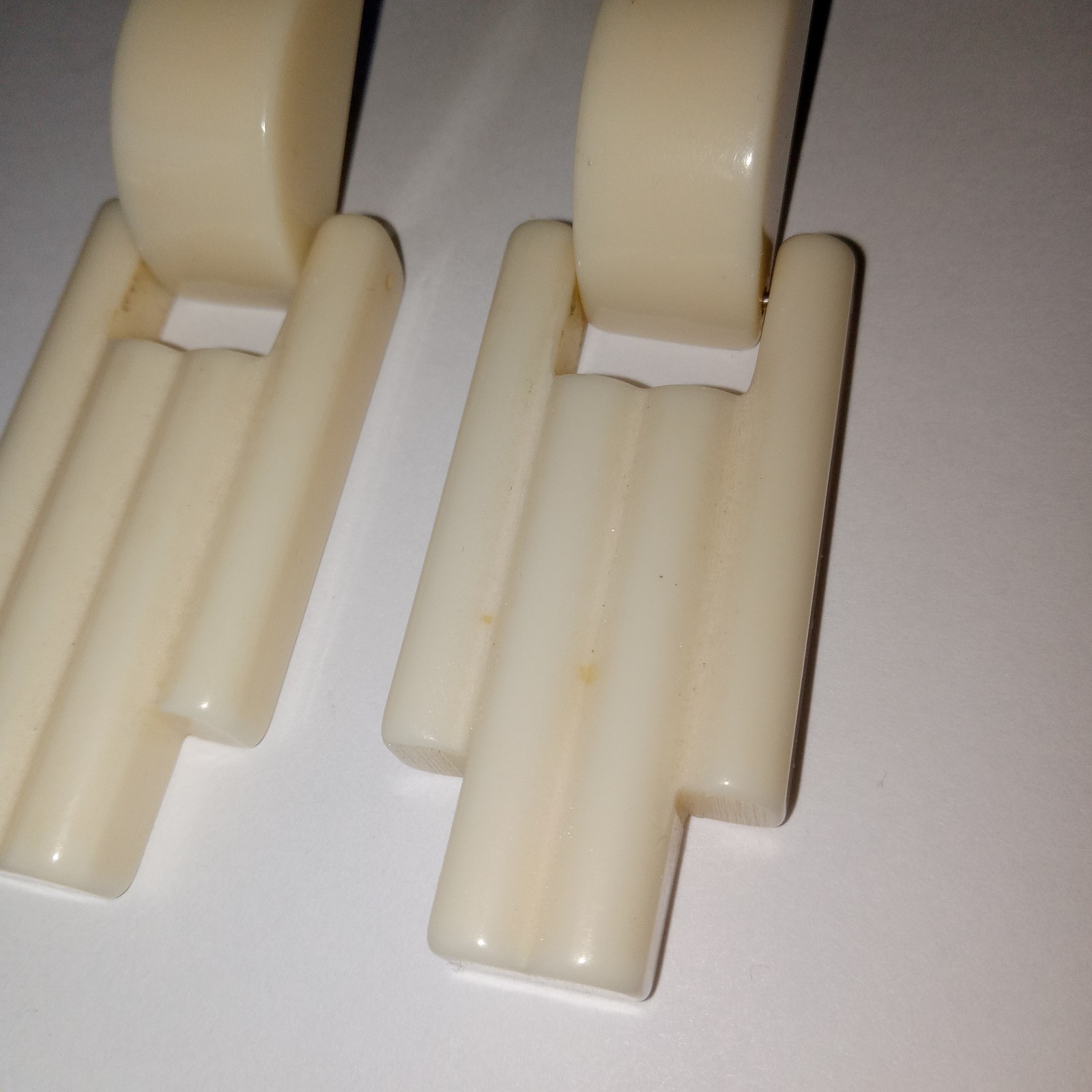Vtg Art Deco Pierced Earrings Off White Acrylic Plastic
