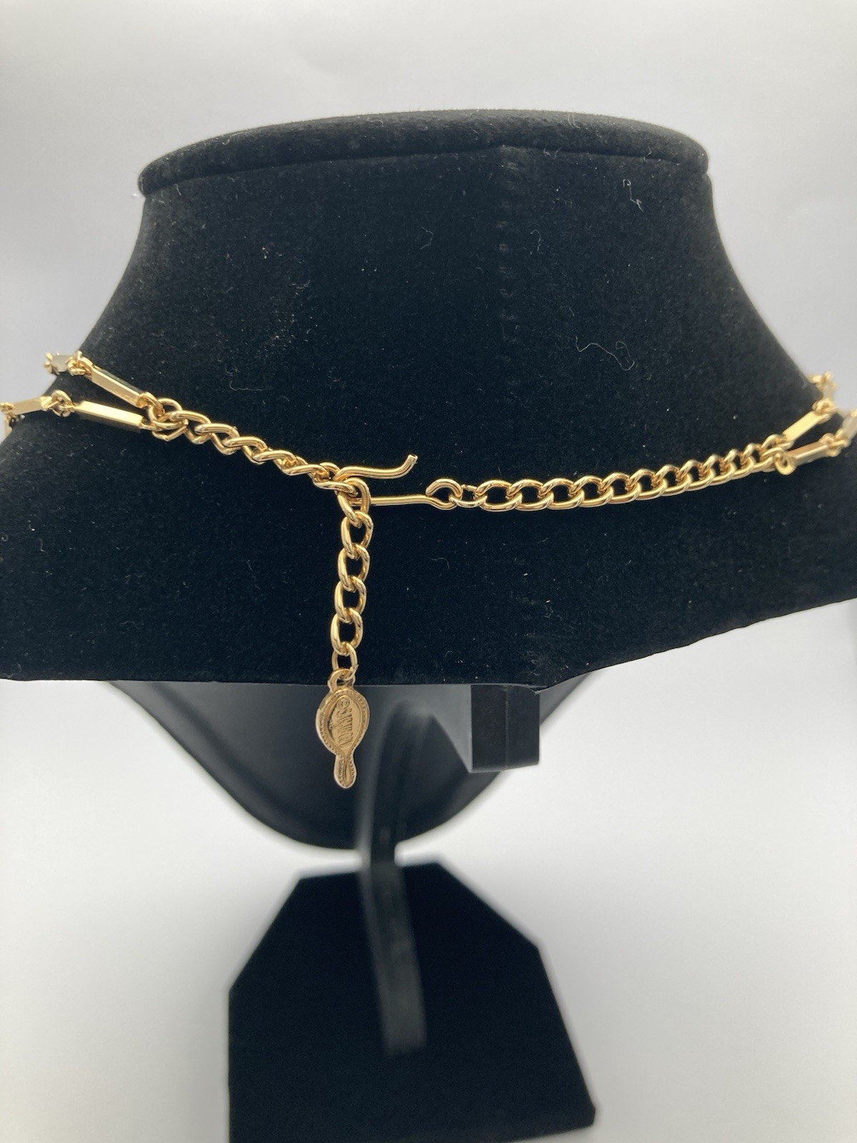 Vintage Sarah Coventry Geometric Gold-Tone Necklace 17.75” Long Fish Hook Clasp