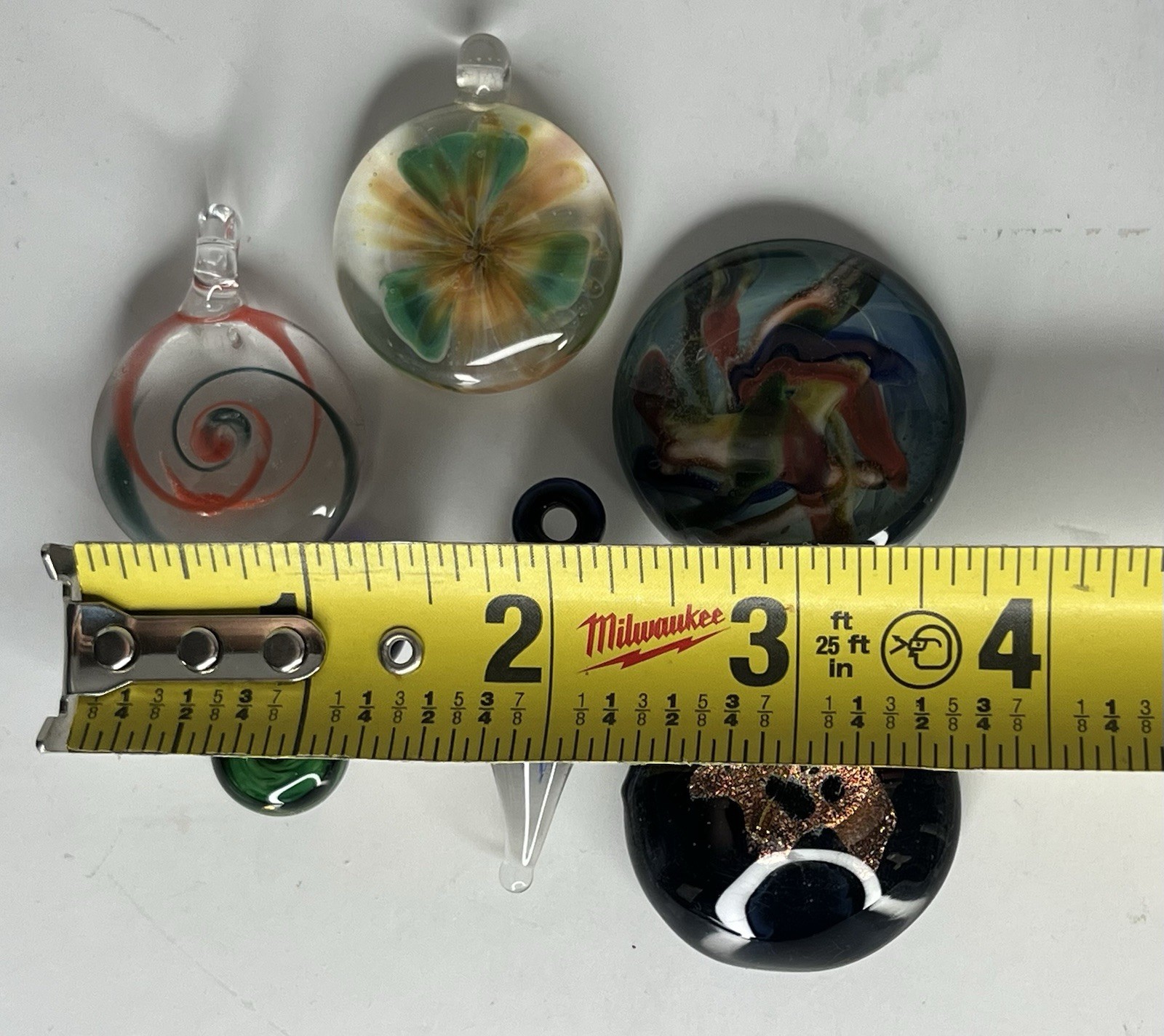 Lot Of 46 Artisan HandBlown Art Glass Flower Pendants Beads Murano Style In Case