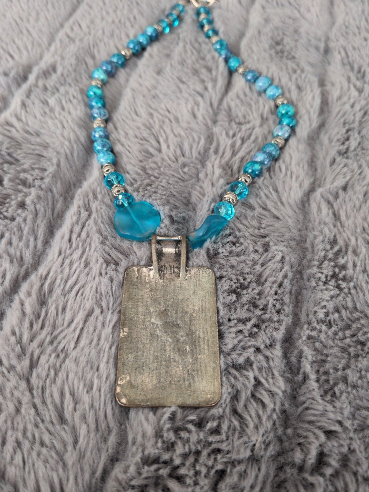 Blue beaded necklace, Unique Pendant (Vintage)