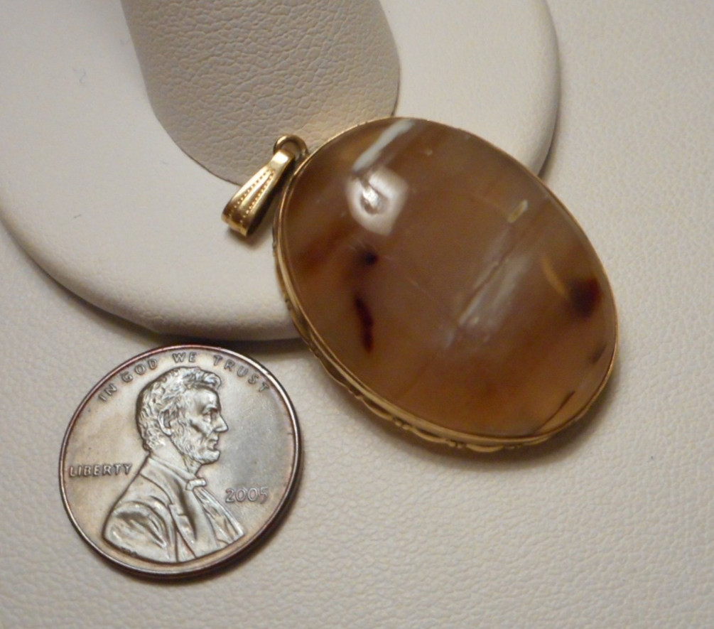 Vintage Gold-Filled Oval Pendant w Mottled Tan White Brown Agate Cabochon