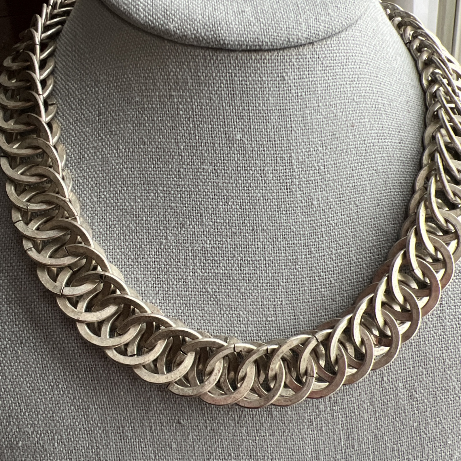 Vintage Double Link Silver Metal Necklace; Signed AV; Beautiful!