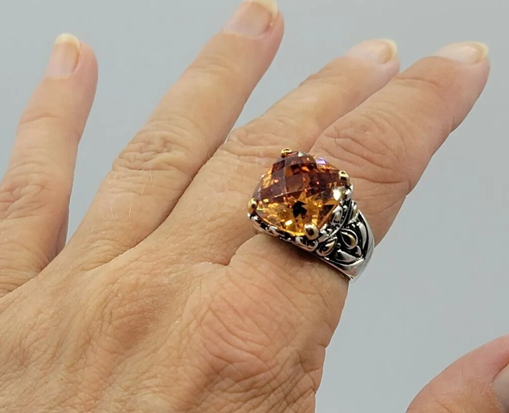 Vtg Sz 8 Ring Lg Citrine Topaz Cubic Zirconia Renaissance Flower Theme Jewelry