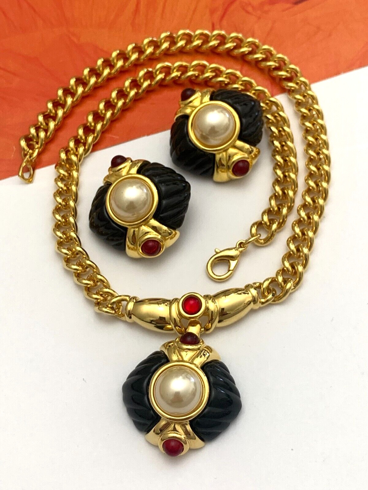 Vintage IVANA Trump Elegant Necklace & Earrings Set Rich Gold-Tone Red Cabochons