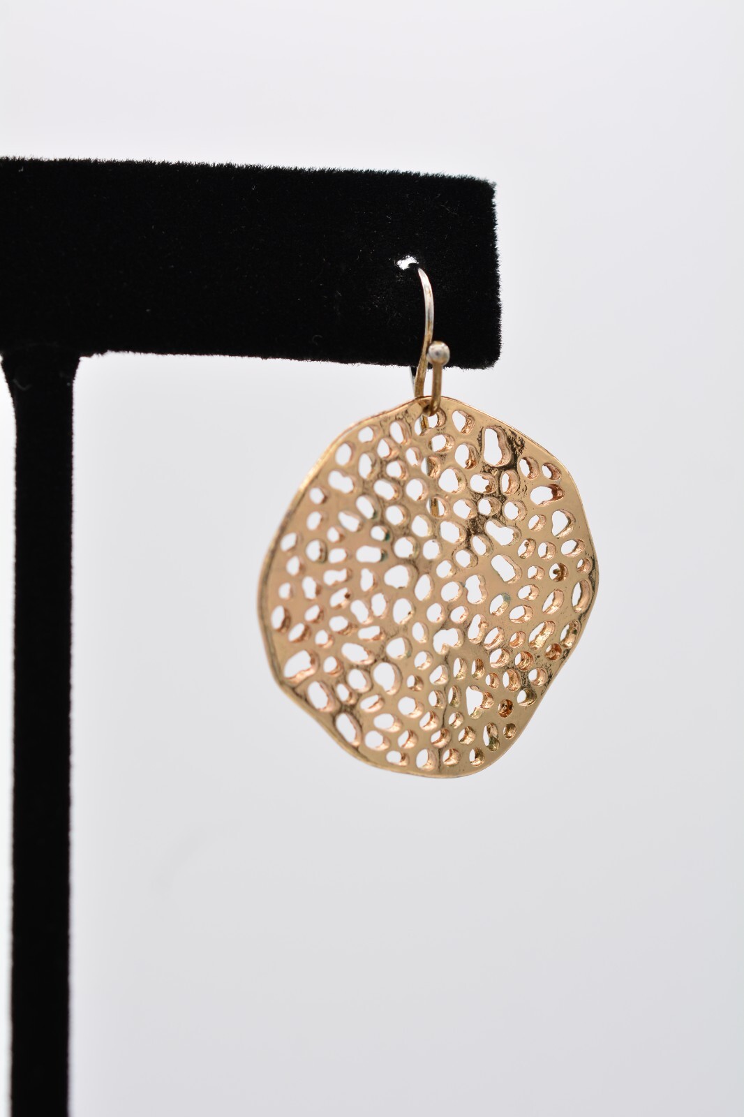 Vintage Dangle Earrings Hook Round Gold Tone Drop Y2K 2000s Bin7