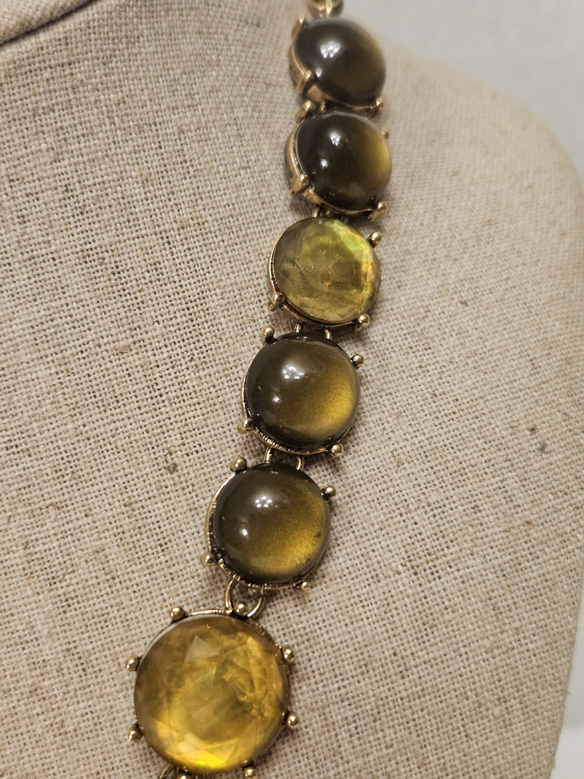 MONET NECKLACE 18″ ADJUSTABLE TOGGLE CLOSURE GOLDTONE