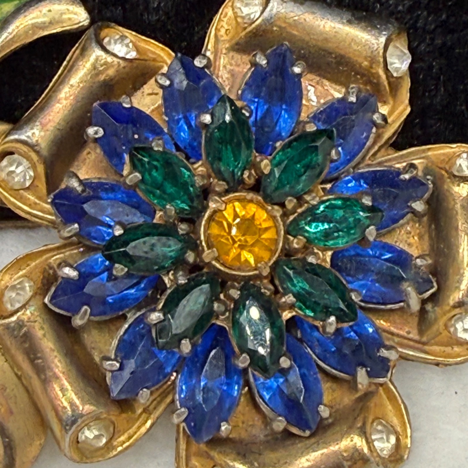 Vintage Pot Metal Brooch Rhinestone Blue Green Flower Gold Tone Enamel READ