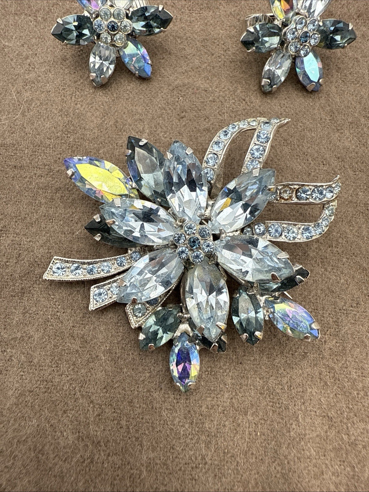 Jewelry, Earrings and Brooch Set, Weiss Signed Vintage, blue and clear stones