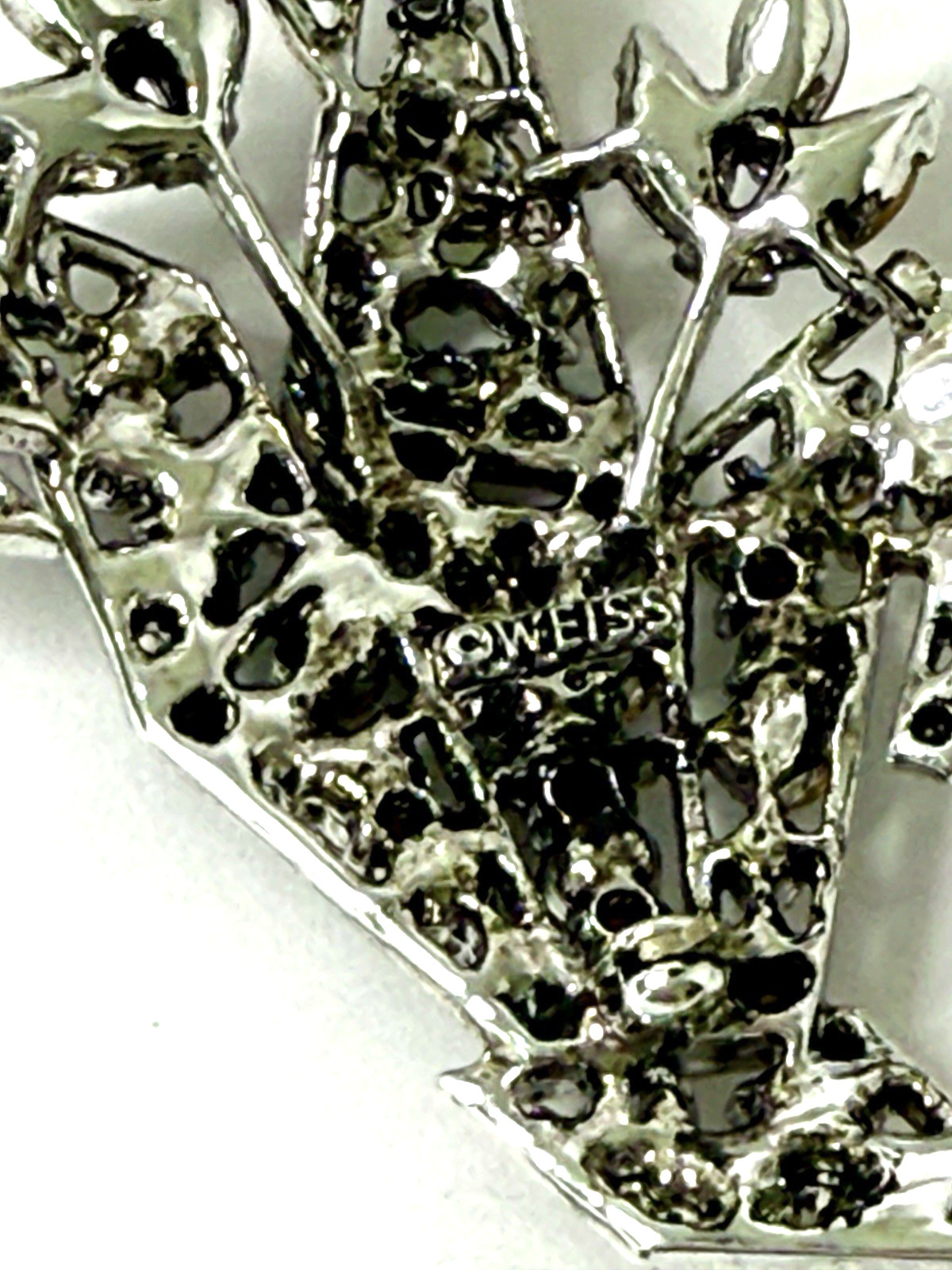 Vintage WEISS Signed Brooch 3″ Black Diamond, Jet, Clear Rhinestone Floral Spray