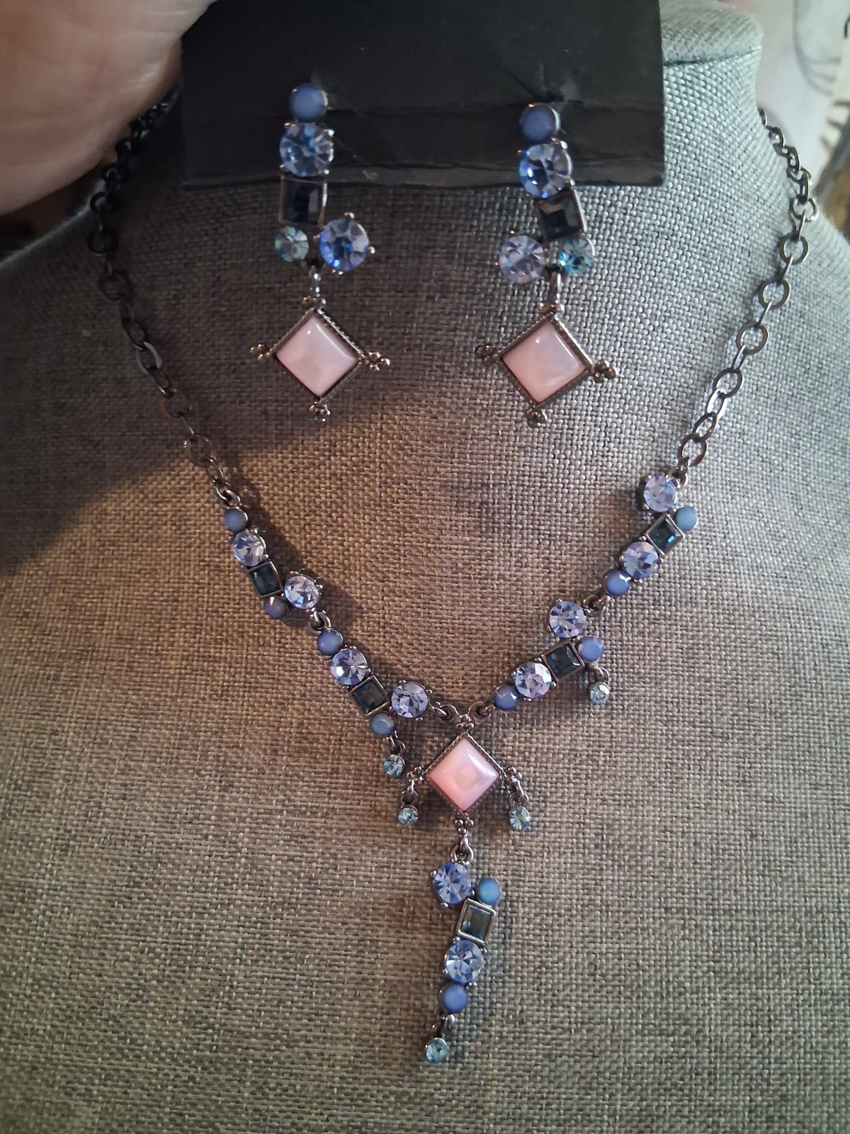 90’s pink moonglow & blue crystal festoon style necklace & dangle drop earrings