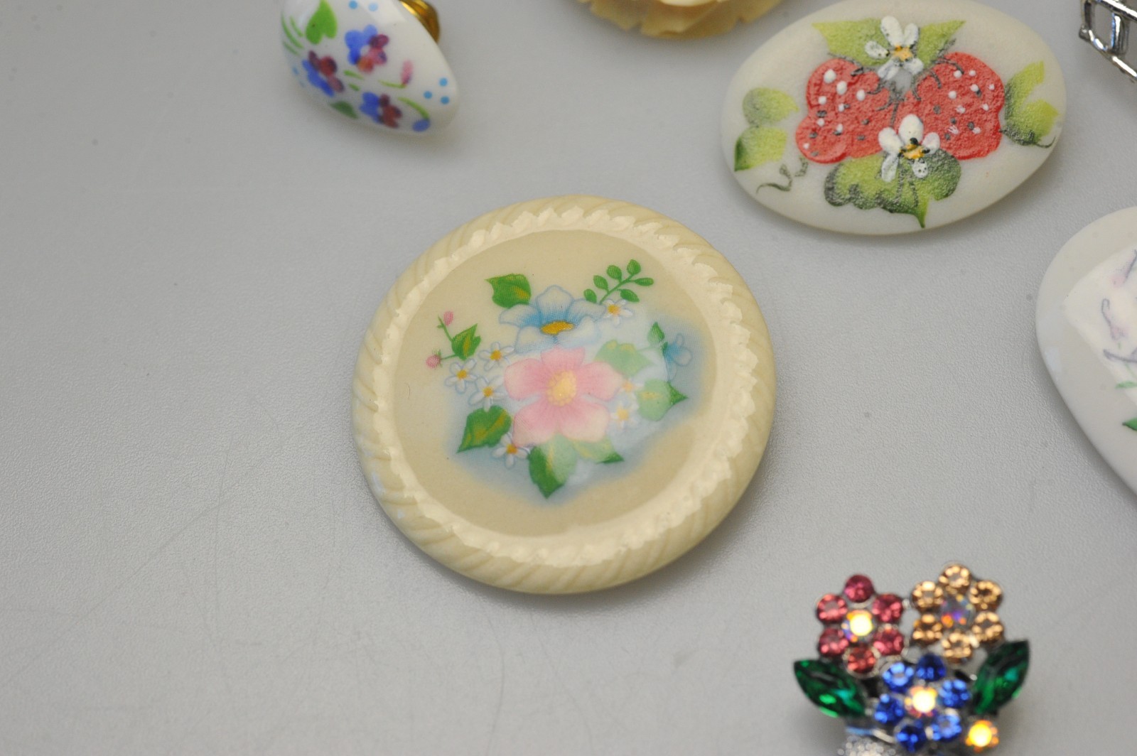 Vtg to now Brooch LOT flower floral Rhinestone 2 Avon 1 hand painted signed
