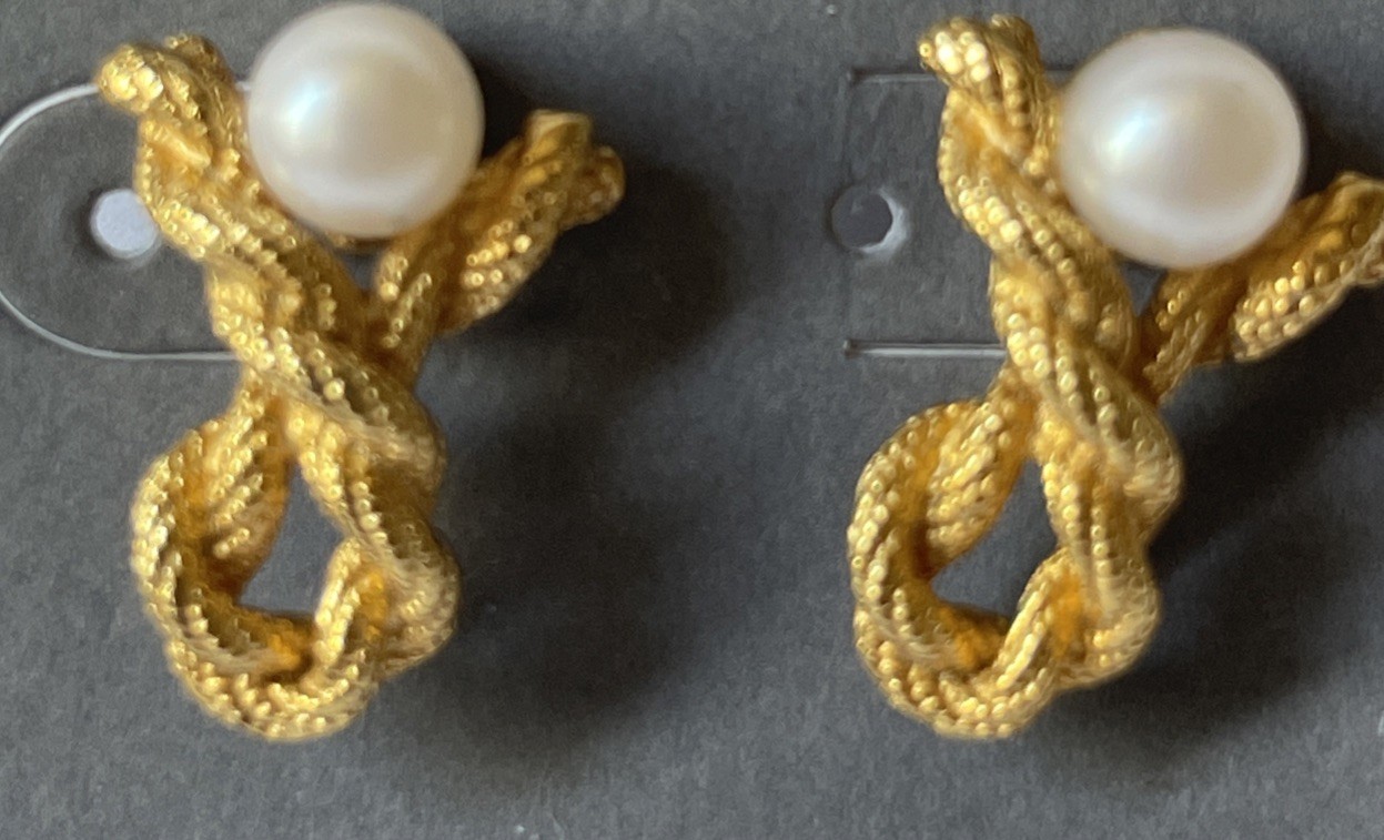 Vintage Gold Tone Knotted Rope Pearl Earrings