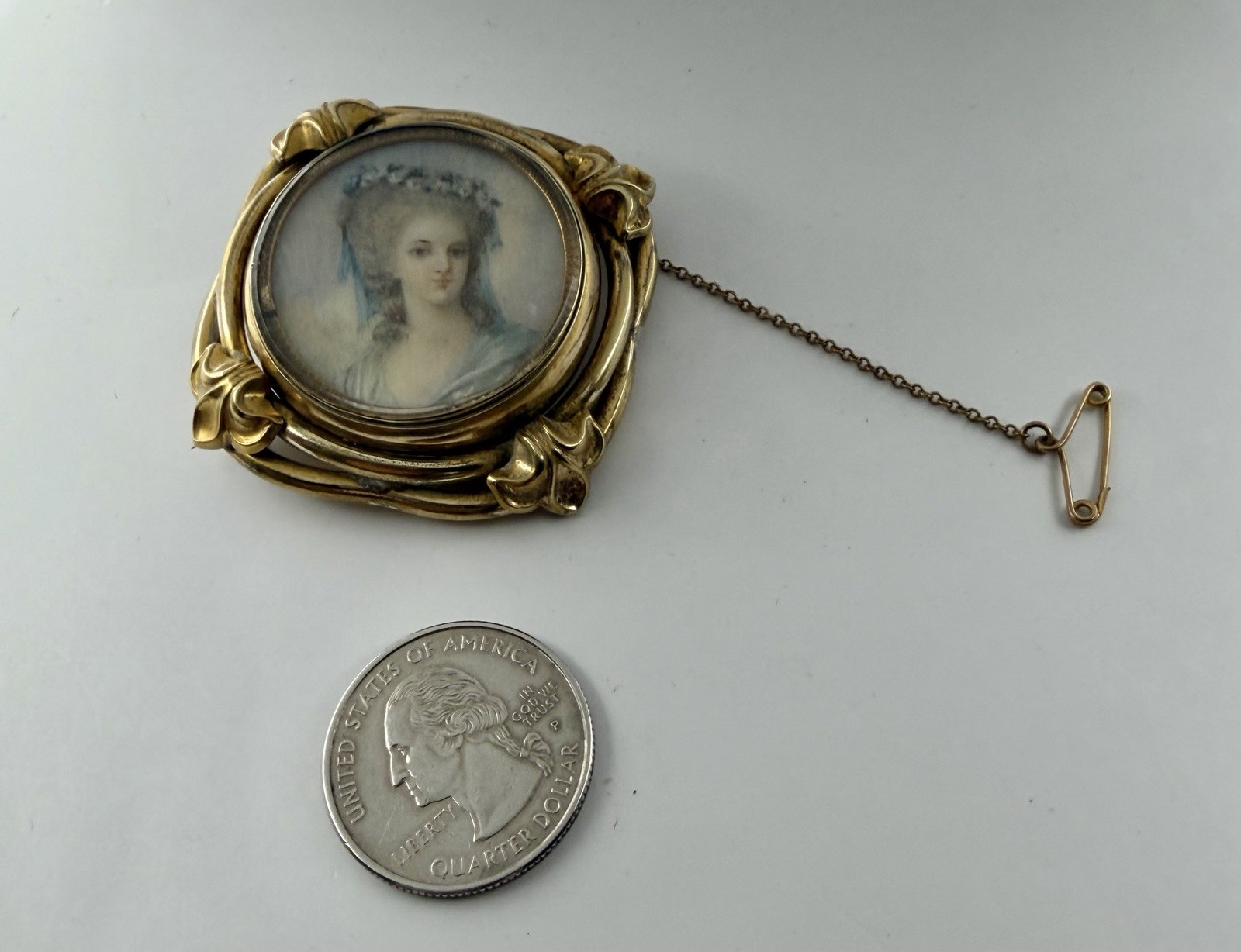 Victorian Hand Painted Georgian Lady Porcelain Portrait Frame Locket Brooch