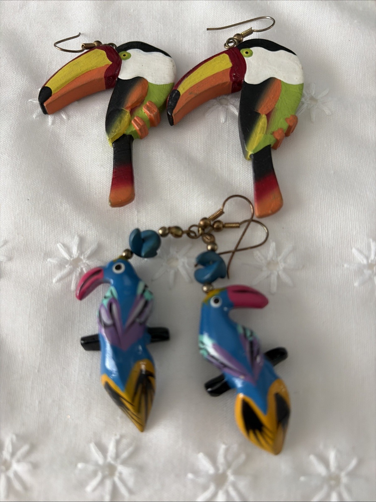 Retro Vintage Parrot And Cat Pierced Dangle Earrings
