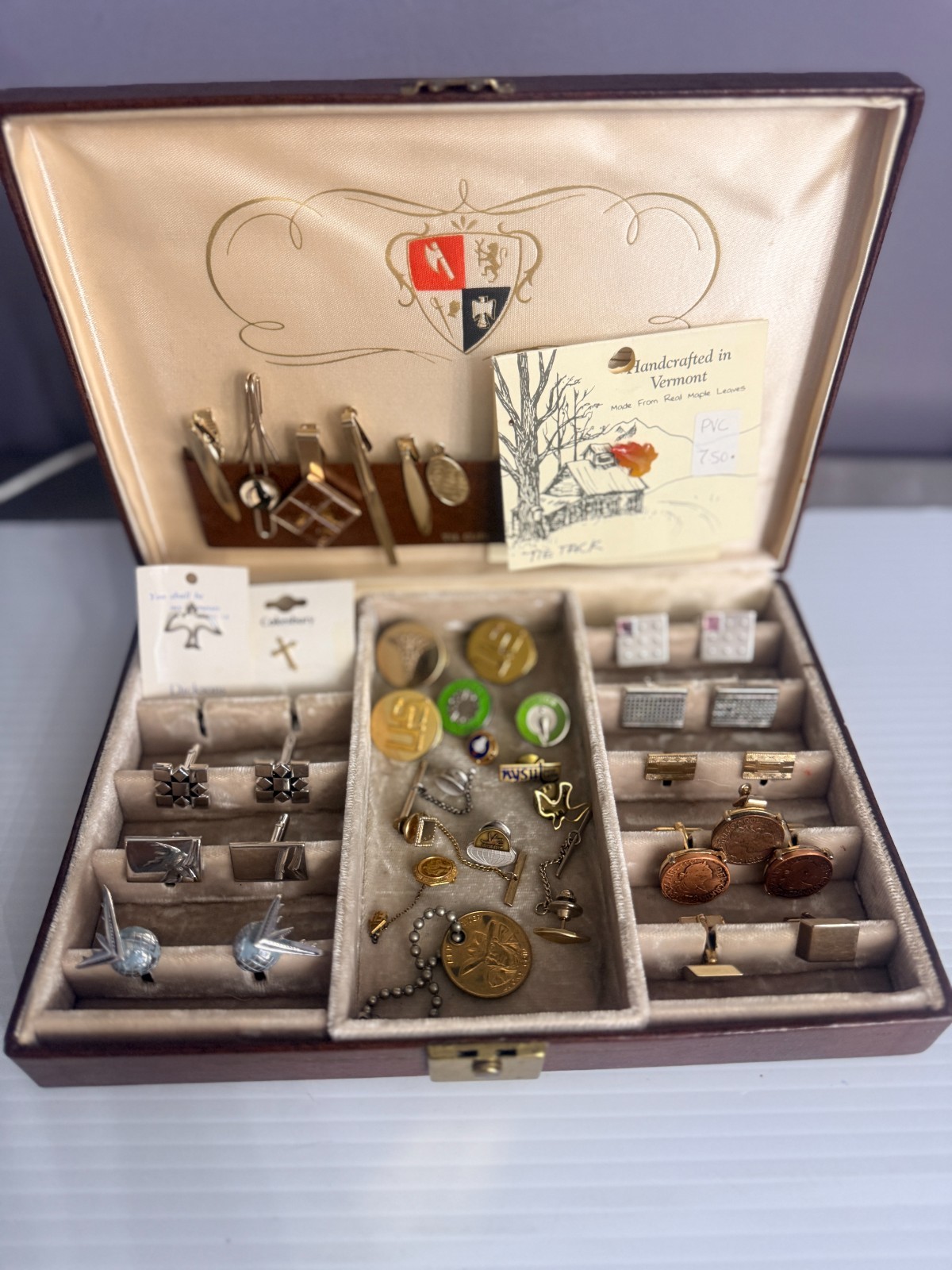 Vtg Lot of Men’s Jewelry Box Cuff Links Tie/Bar Clips Studs Pins