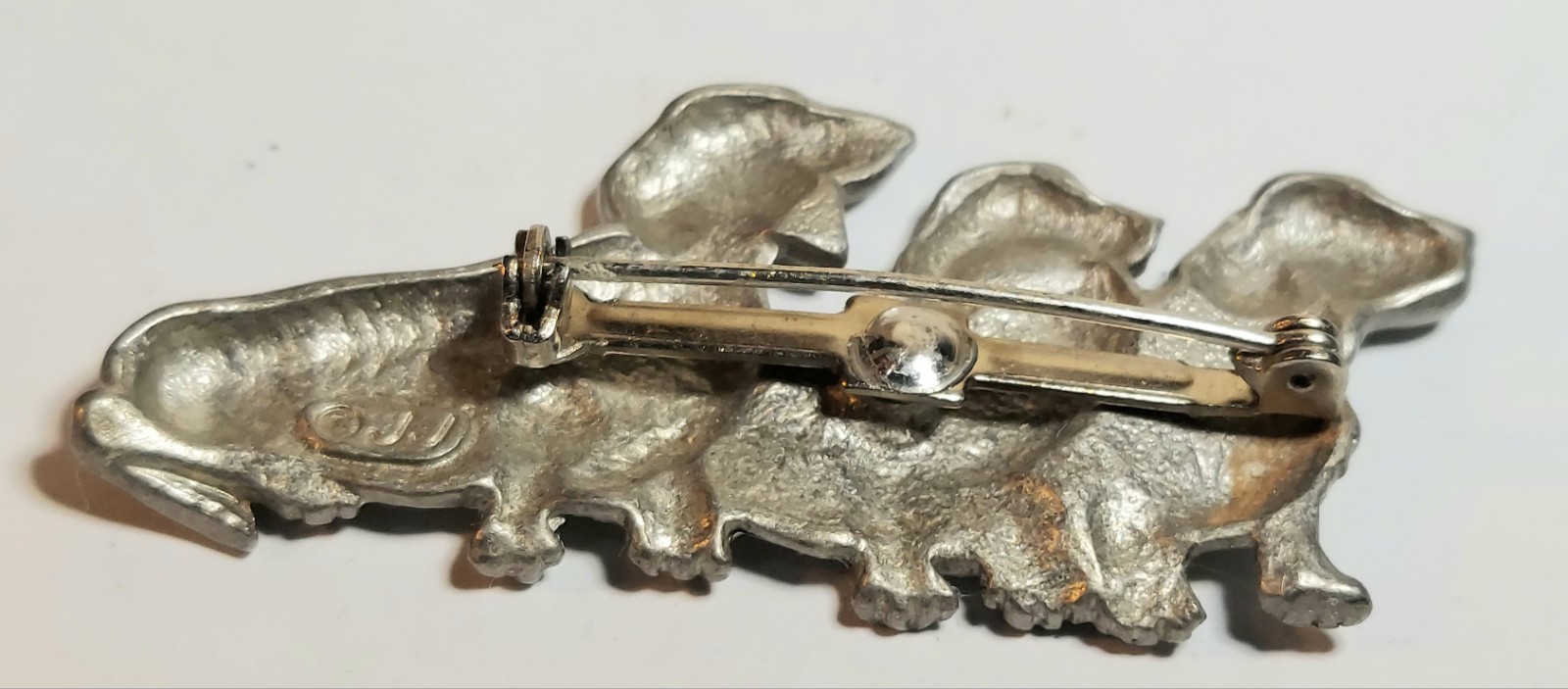 Dachshund Dogs Trio Pewter Brooch Pin By Jonette Jewelry JJ 2.25″