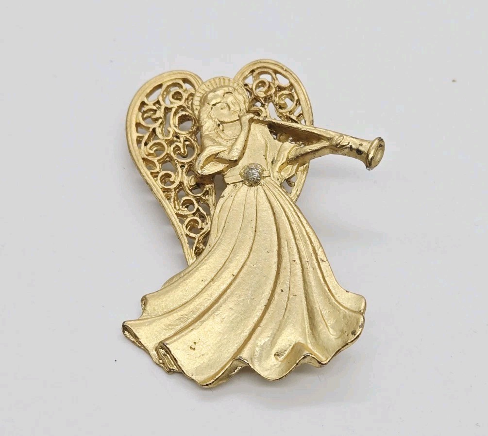 Angel Brooch Gold Tone Guardian Pin playing Horn Victorian Vintage 2 in