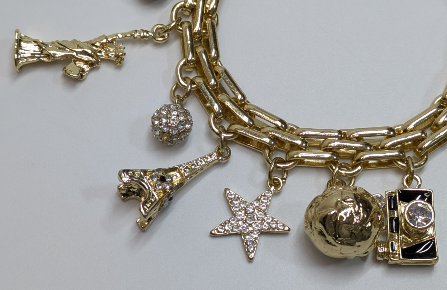 VTG Off Park Collection Gold Tone Travel Charm Bracelet Eiffel Tower Camera 8-9″