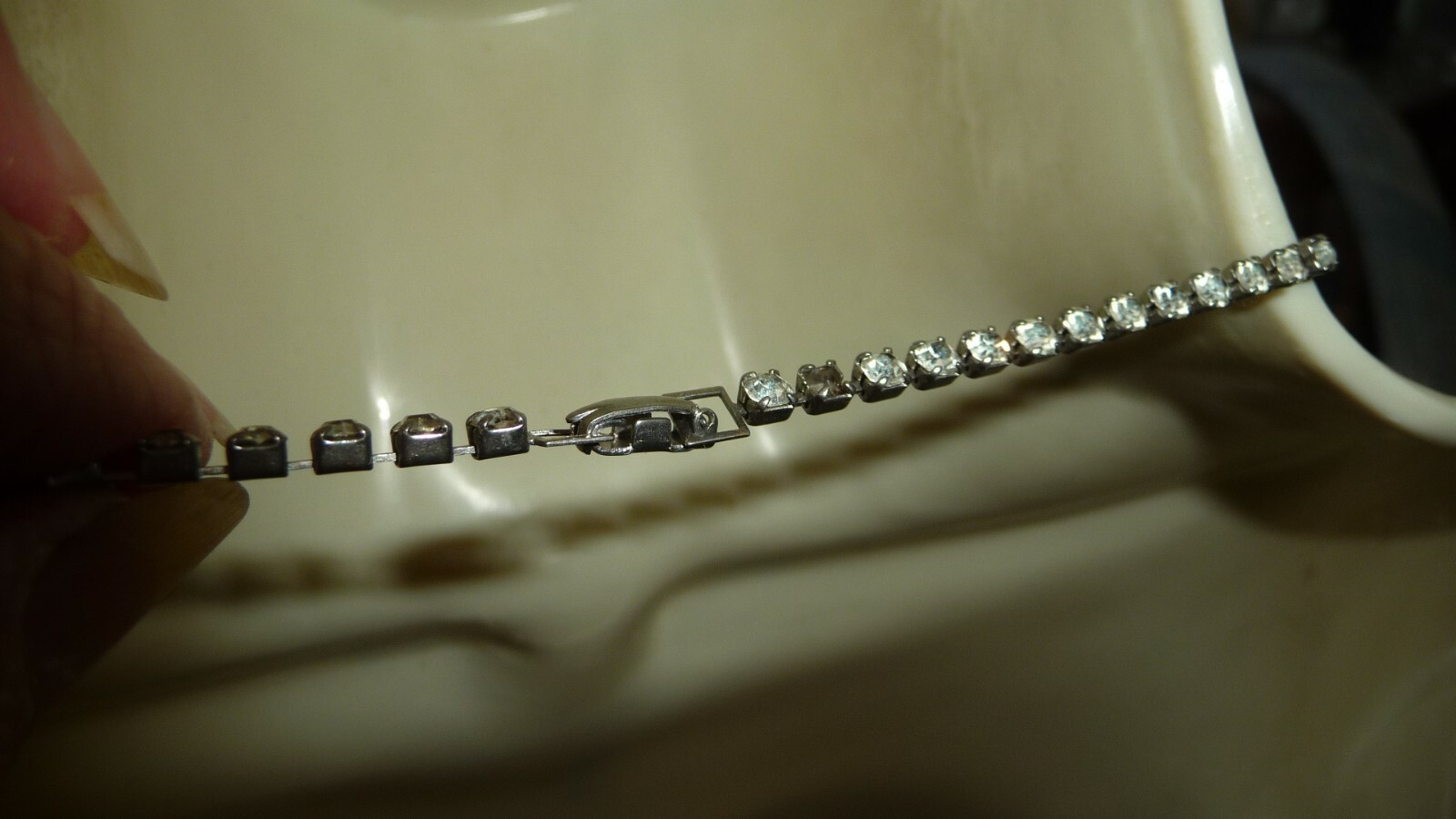 #1/2X vtg costume NECKLACE SILVER TONE w RHINESTONES 7″ L