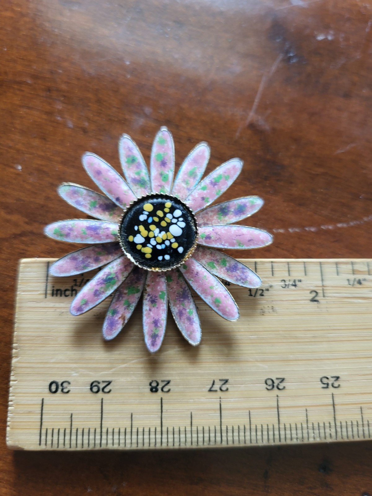 Vintage Pink And Green Enamel Daisy Brooch 1960s