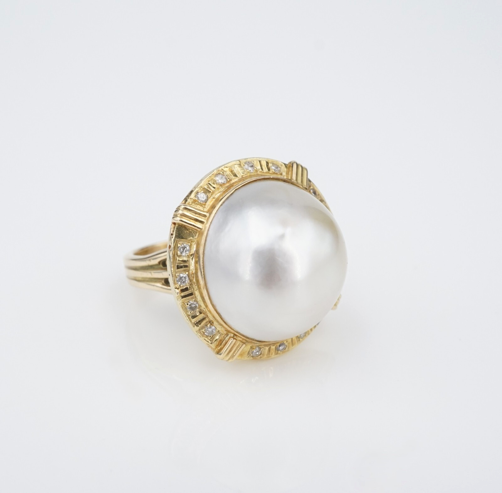 Vintage Mabe Pearl Diamond Cocktail Ring 14k Yellow Gold Size 5.75 17.5mm RG4747