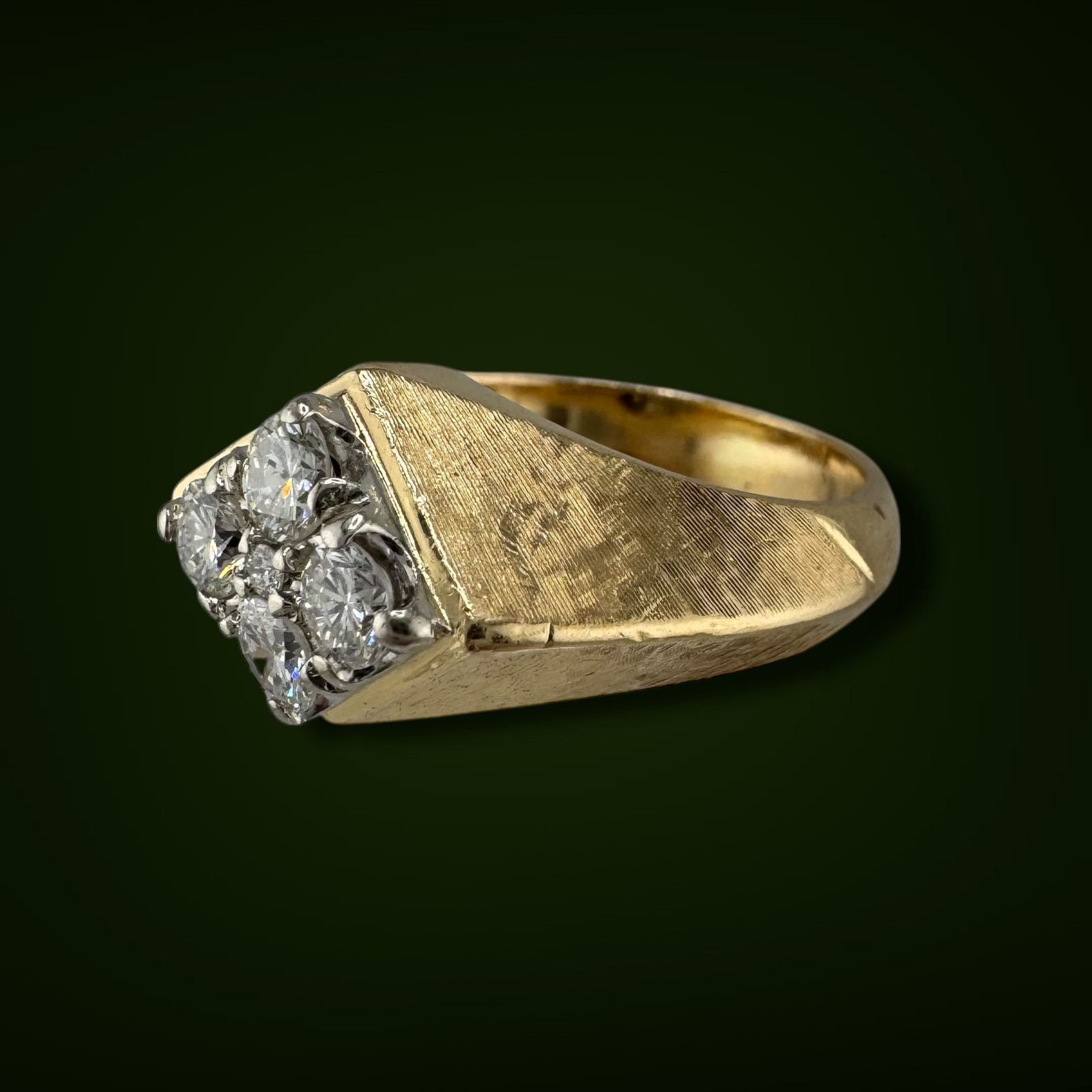 Vintage 1960s–1970s 14K Yellow Gold Diamond Cluster Ring 0.82 CTW Size 6.75
