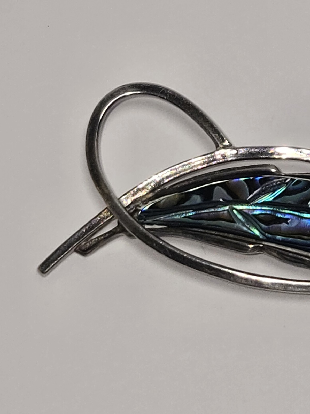Vintage Ataahua Signed Paua Abalone Shell Leaf Brooch