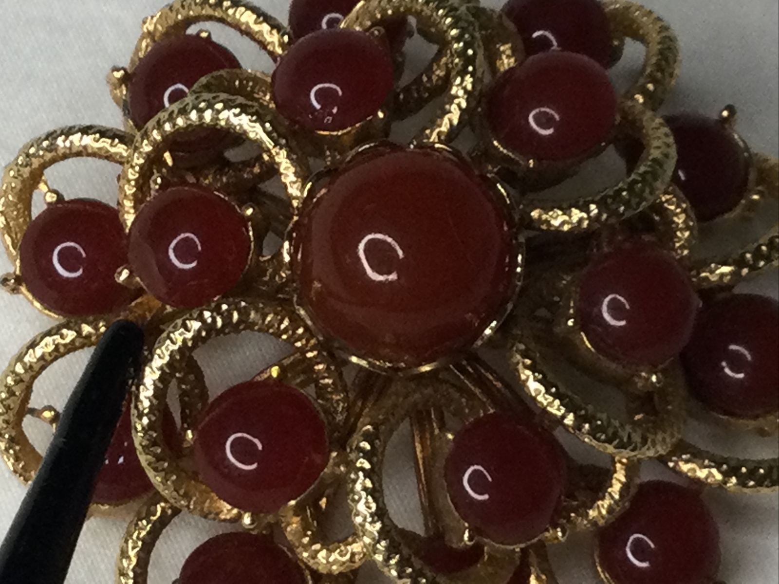 Vintage Sunburst Flower Swirl Brooch Pin Carnelian Goldtone 2” Multi Stone Retro
