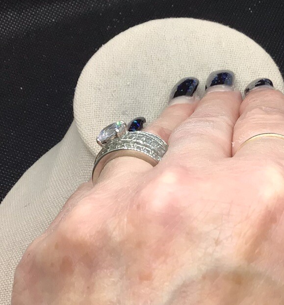 Vintage Slver Tone Costume Chunky Clear Cut Glass Stone Ring Sz 6.75 C587