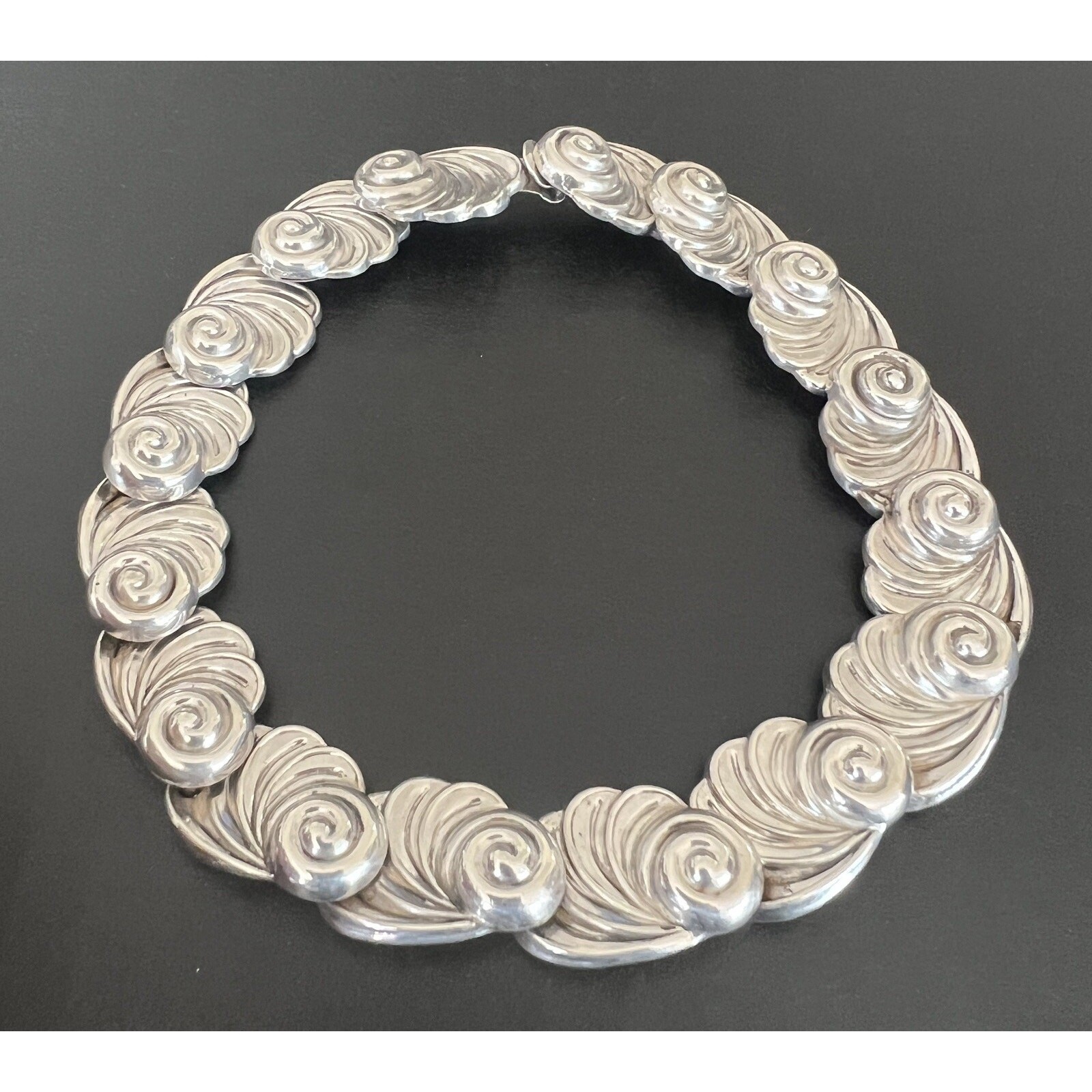 Vintage Taxco Mexico Sterling Silver Rounded Shell Swirl Necklace Pre 1948