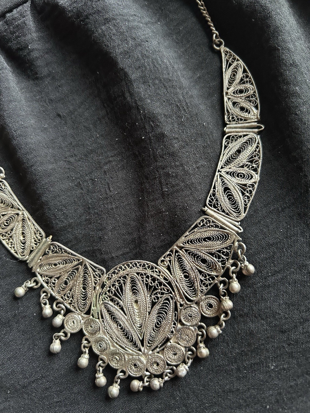 VTG Rare Spun Silver Filigree Artisan Flower Dangle Bib Statement Panel Necklace
