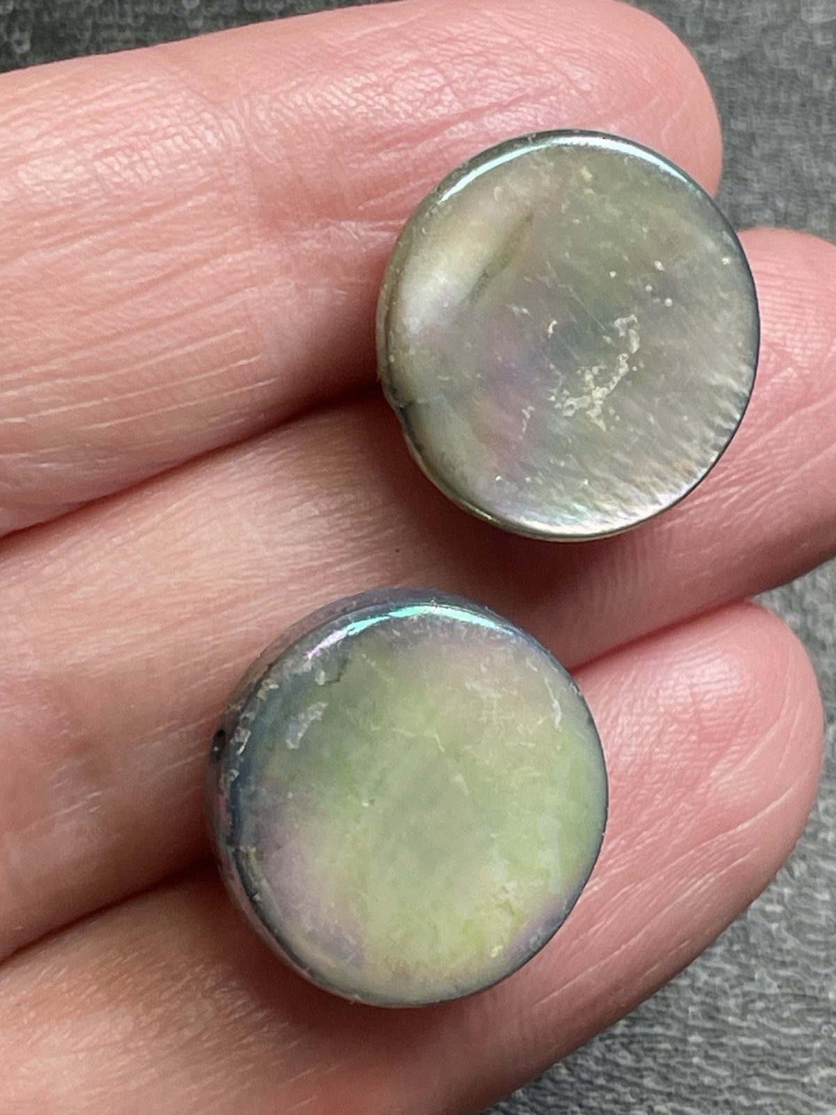 Vintage Small Mother Of Pearl Round Earrings