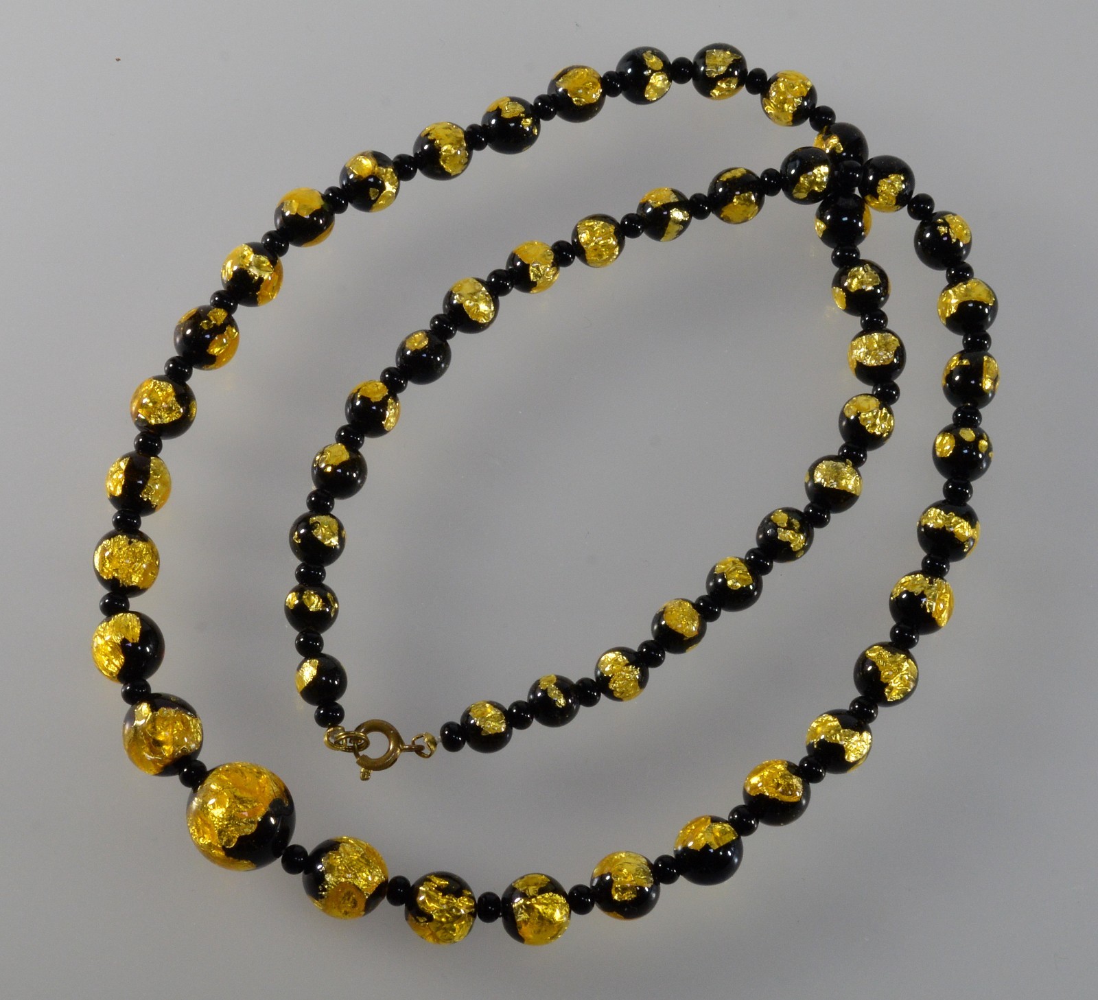 ART DECO BOHEMIAN CZECH GOLD FOILED GLASS BEAD NECKLACE C.1920