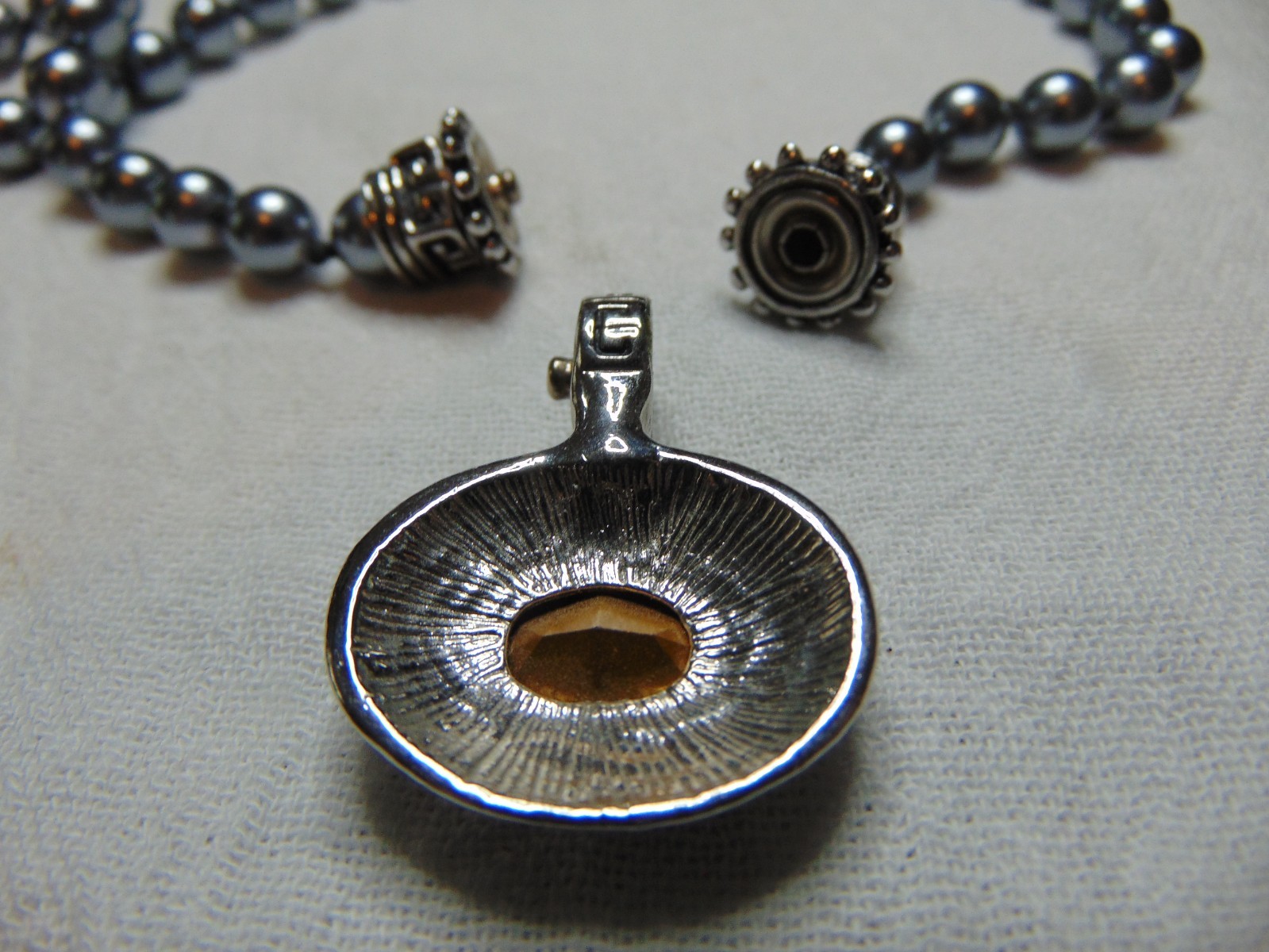 vtg Esposito hand knotted gray pearl snap on pendant necklace grat crystal