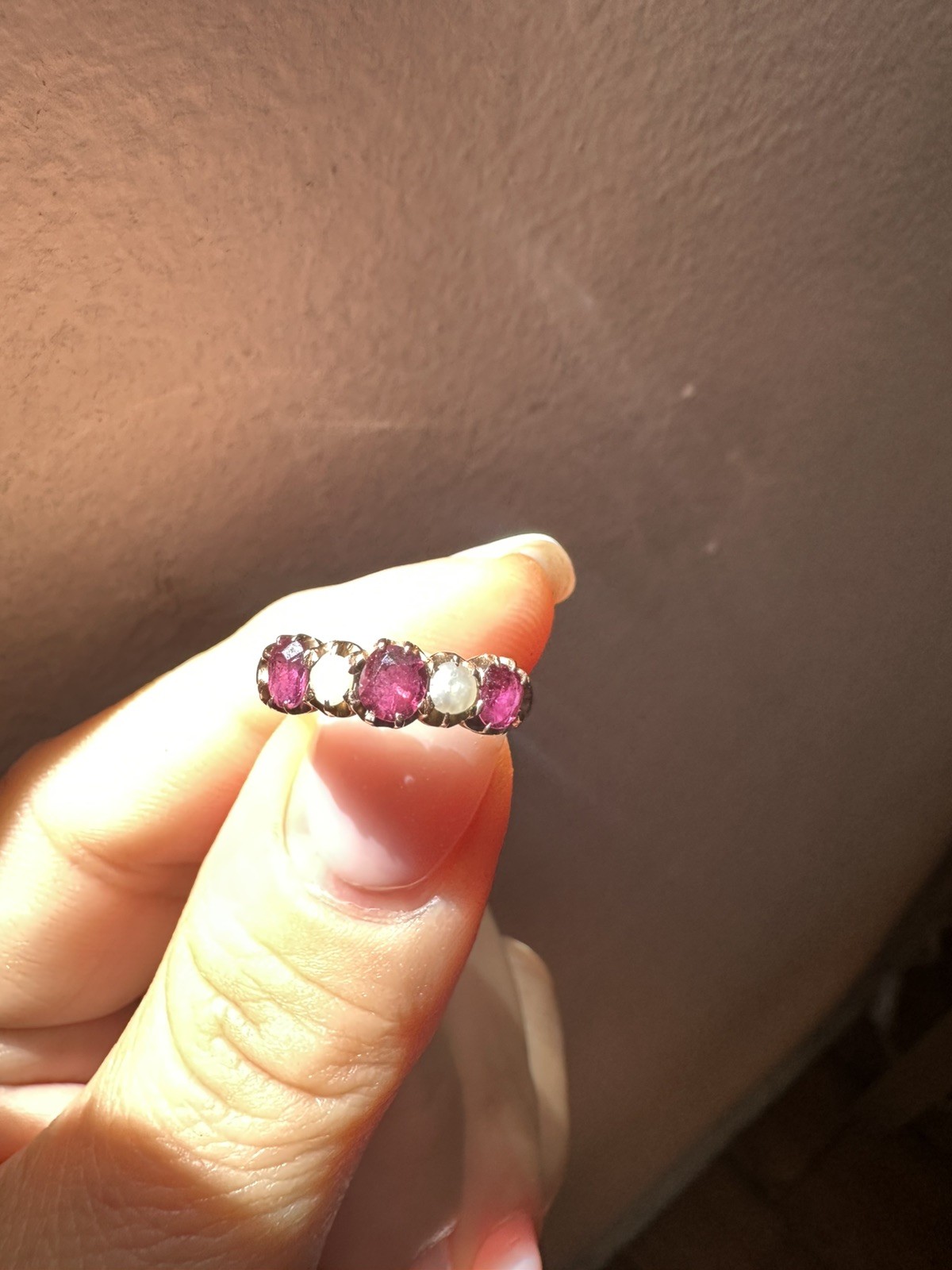 💎 Antique Edwardian 18K Ruby & Pearl Five-Stone Pinky Ring – Size 4.25