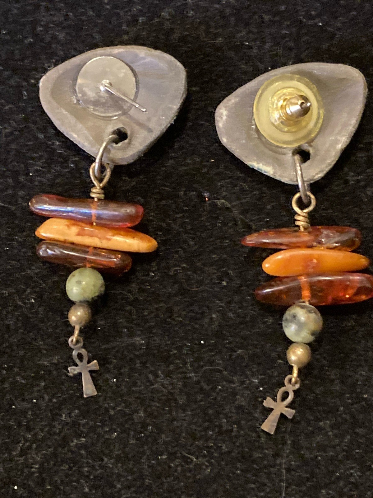 🧚🏻VTG Dangle Earrings w Stone, Layered Amber, & Cross