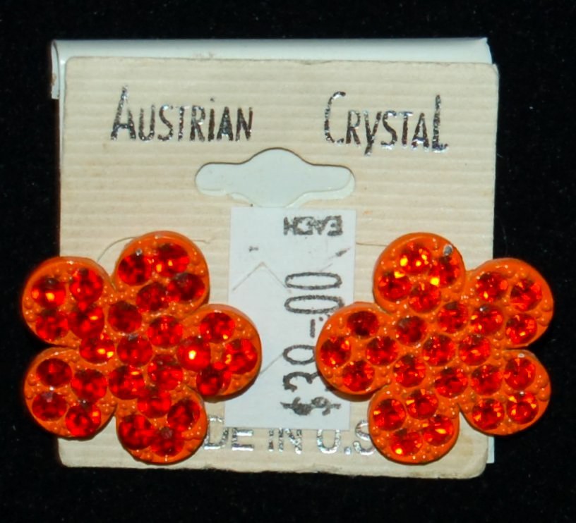 VINTAGE JEWELRY Earrings Floral Austrian Crystal Made in USA RARE FIND!