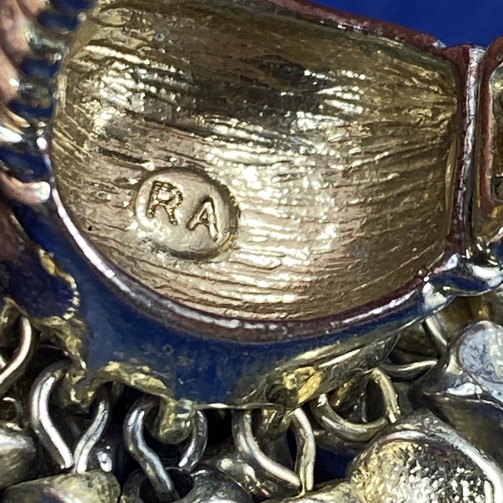 Vtg RA Stretch Band Ring Bold Oversized Metal Jiggly Bling Nugget Chips SZ 7-10