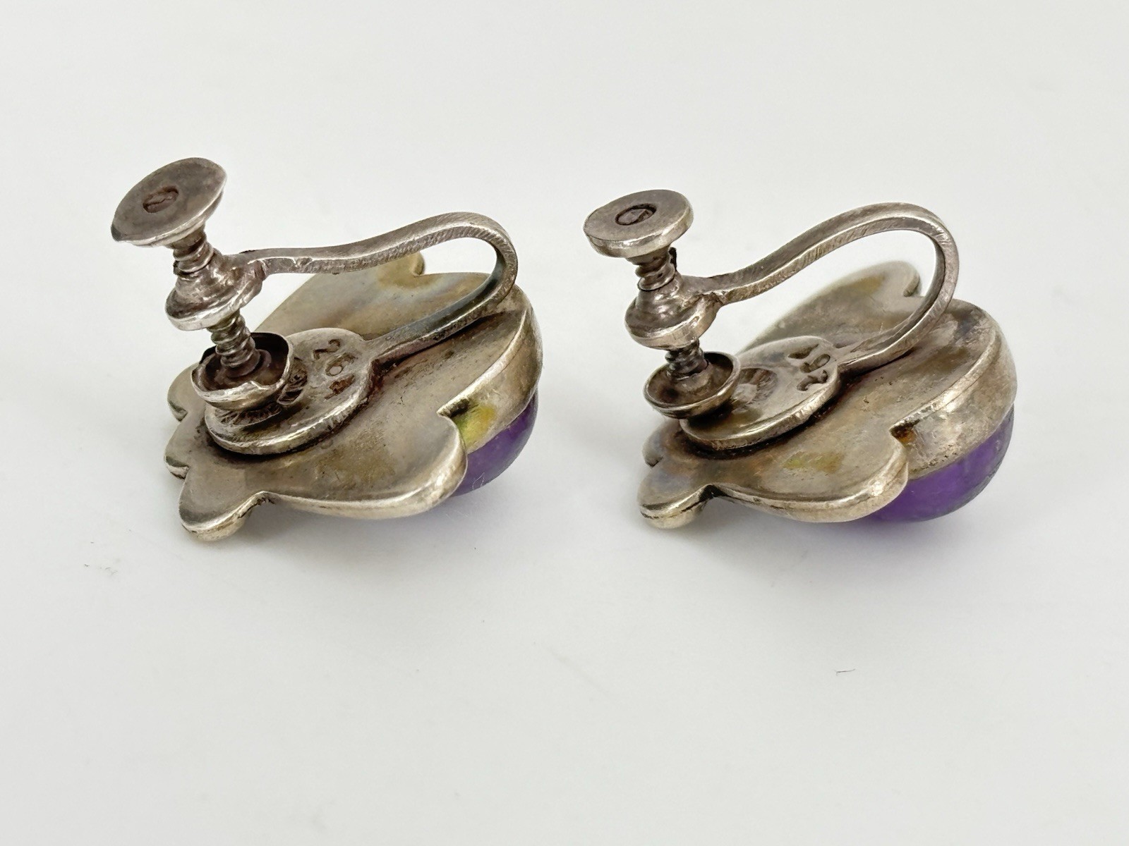 LOS CASTILLO Taxco Sterling Silver Amethyst Floral Scrollwork Screwback Earrings