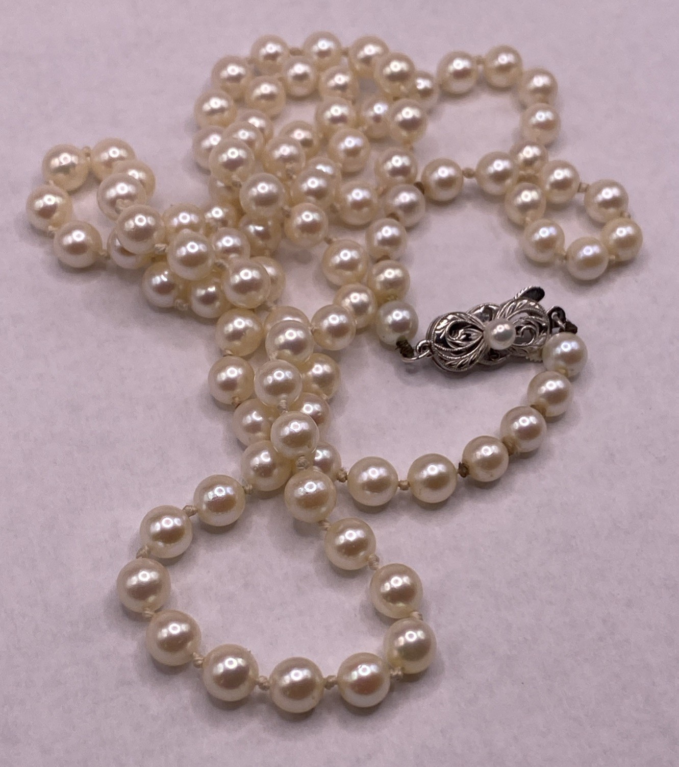 Mikimoto Vintage Sterling Silver Pearl Necklace 6mm 28”