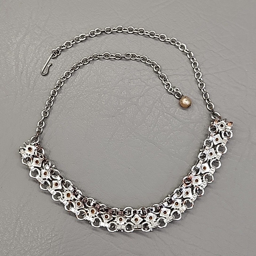 Vintage Rhinestone Necklace Flower Blue AB Glass Round Silver Tone 17.5 in