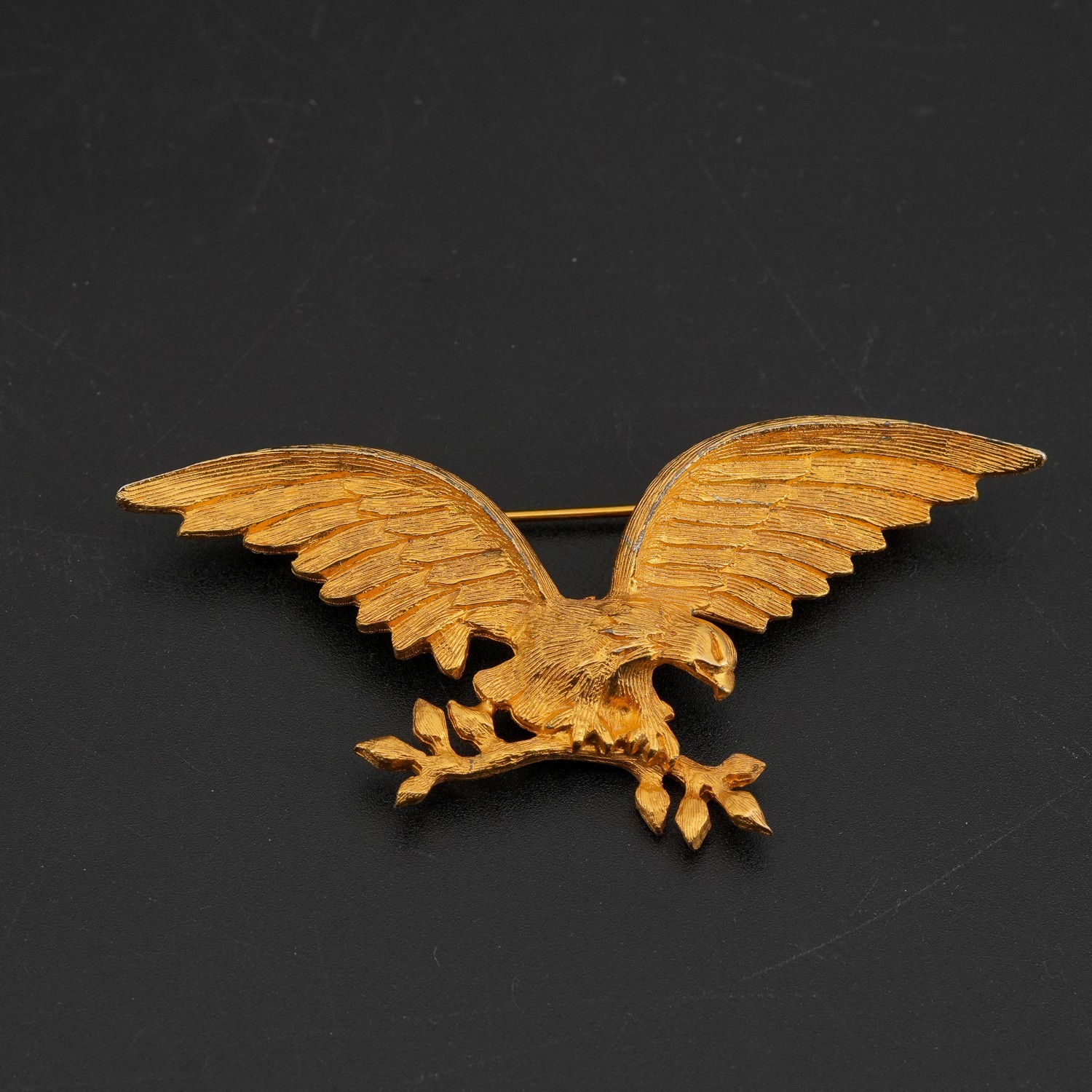 Vintage Americana Spread Wing Eagle Brooch Gold Tone Vans Authentics 3.3in