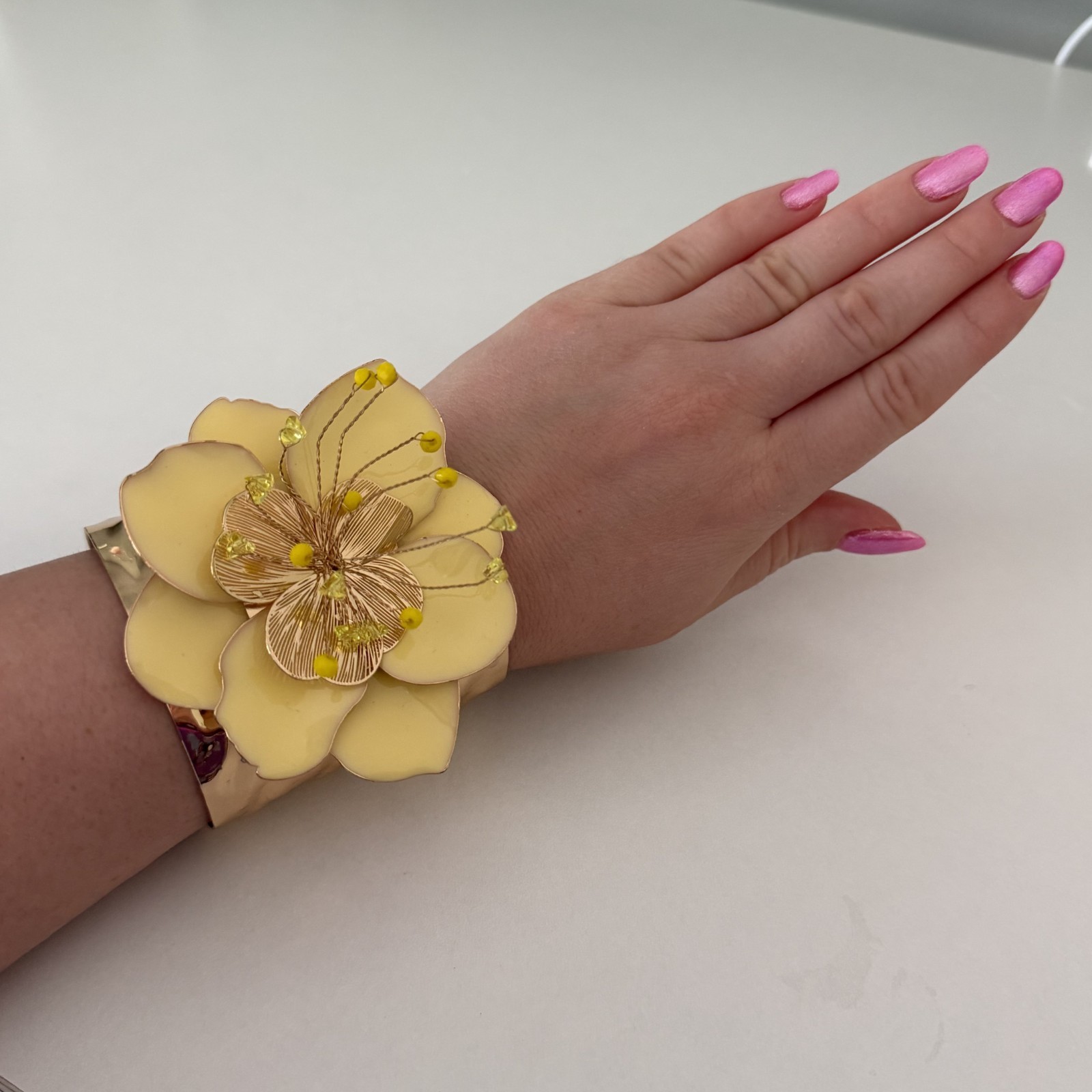 Ladies Huge Flower Statement Cuff Bracelet Yellow Enamel Glass Beaded Gold Tone