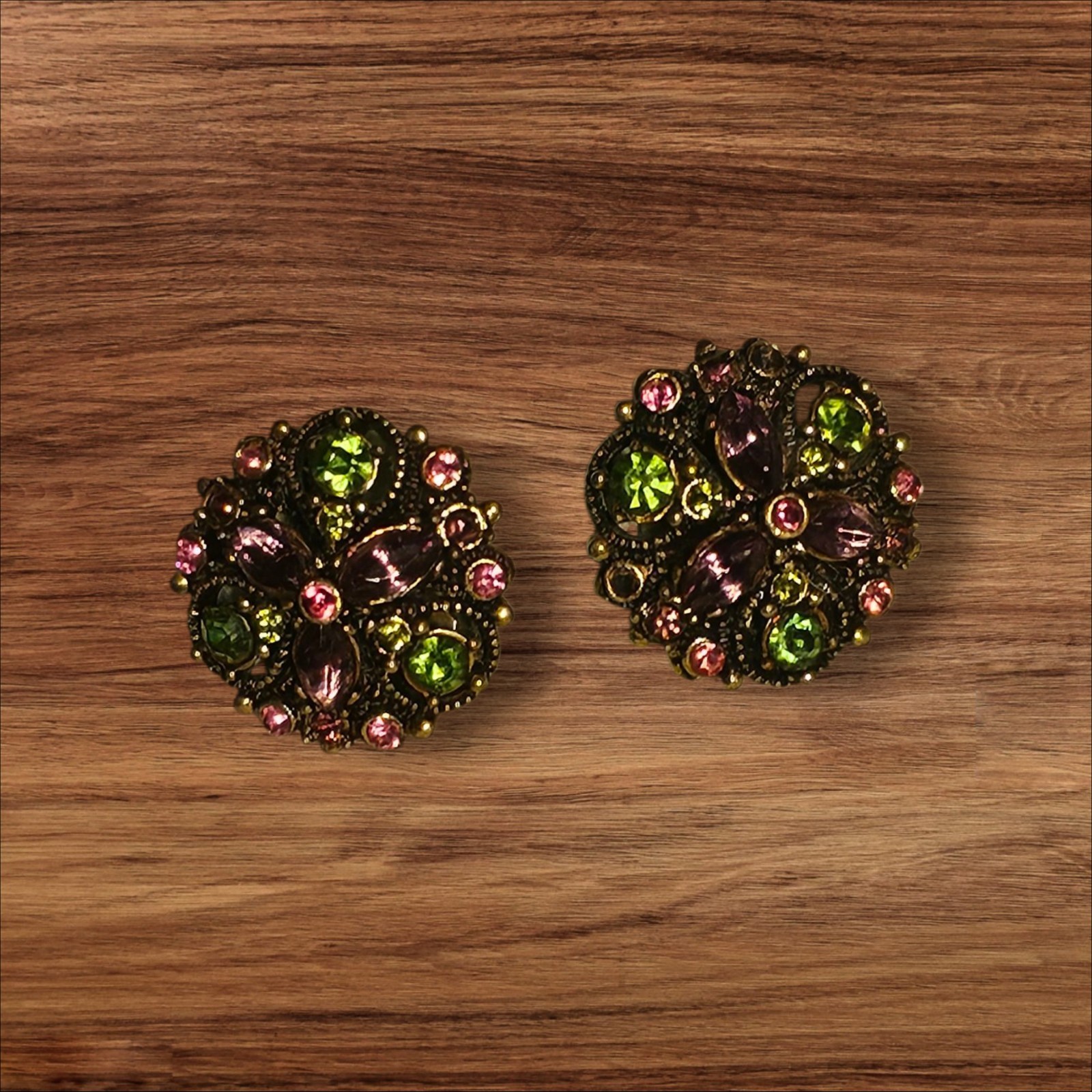 HOLLYCRAFT Pink And Green Rhinestone Vintage Clip On Earrings